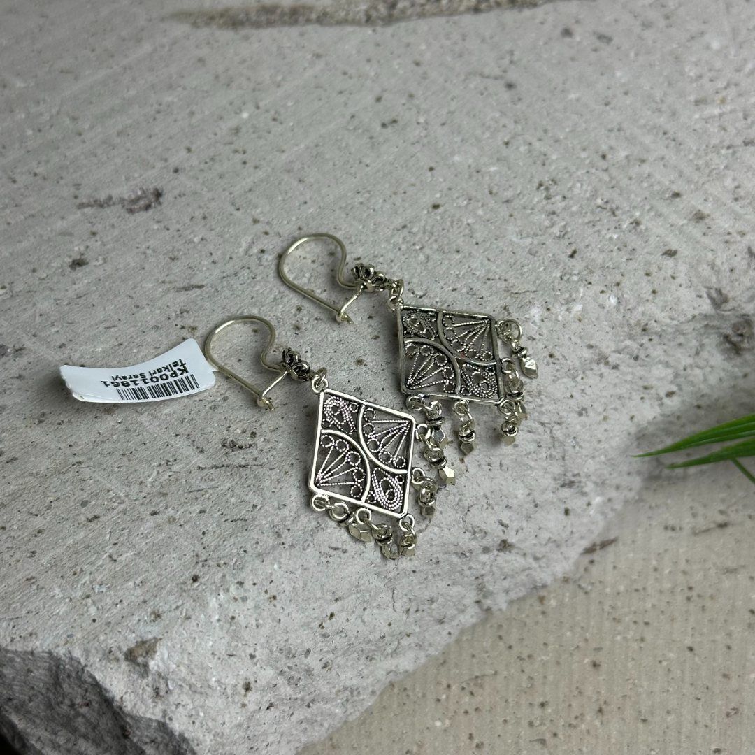 Sallantılı Kare Model İçi İşleme 925 Ayar El İşçilikli Oksitli Telkari Kadın Küpe