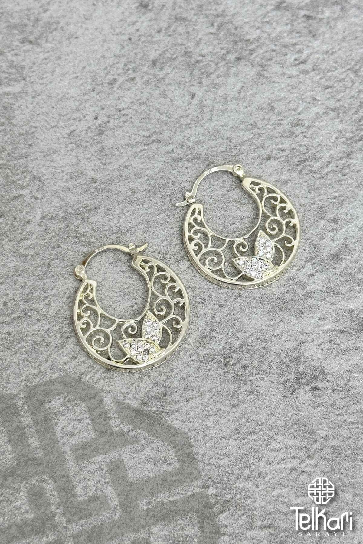 İşlemeli Halka Gümüş Küpe