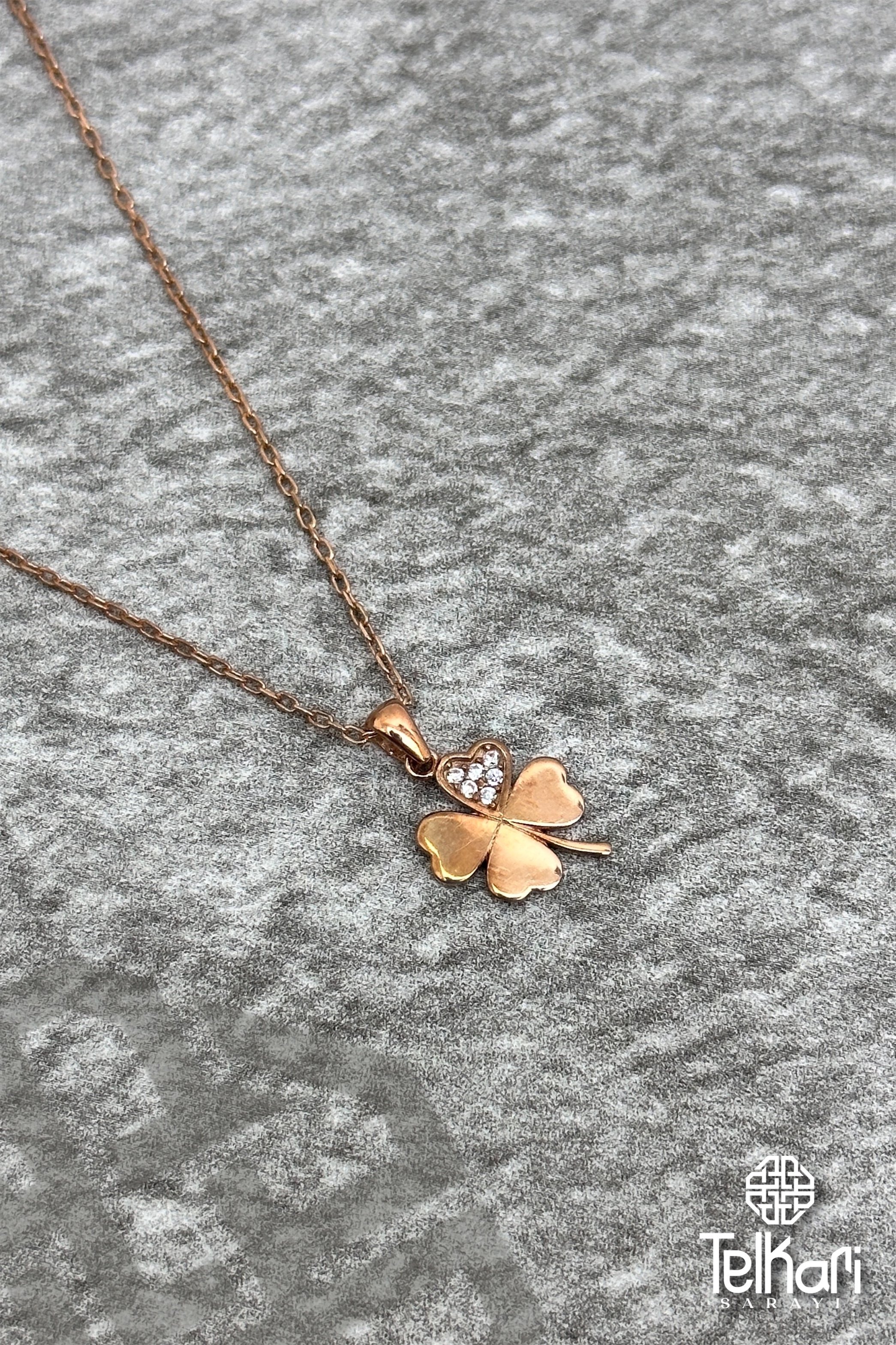 Dört Yapraklı Yonca Gümüş Kolye