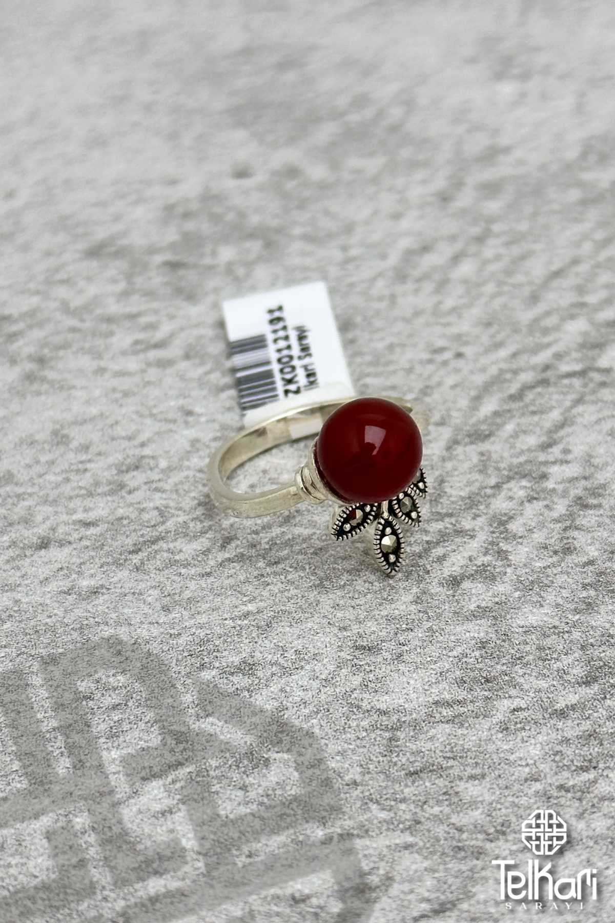 Yaprak Detaylı Akik Taşlı Gümüş Markazit Yüzük