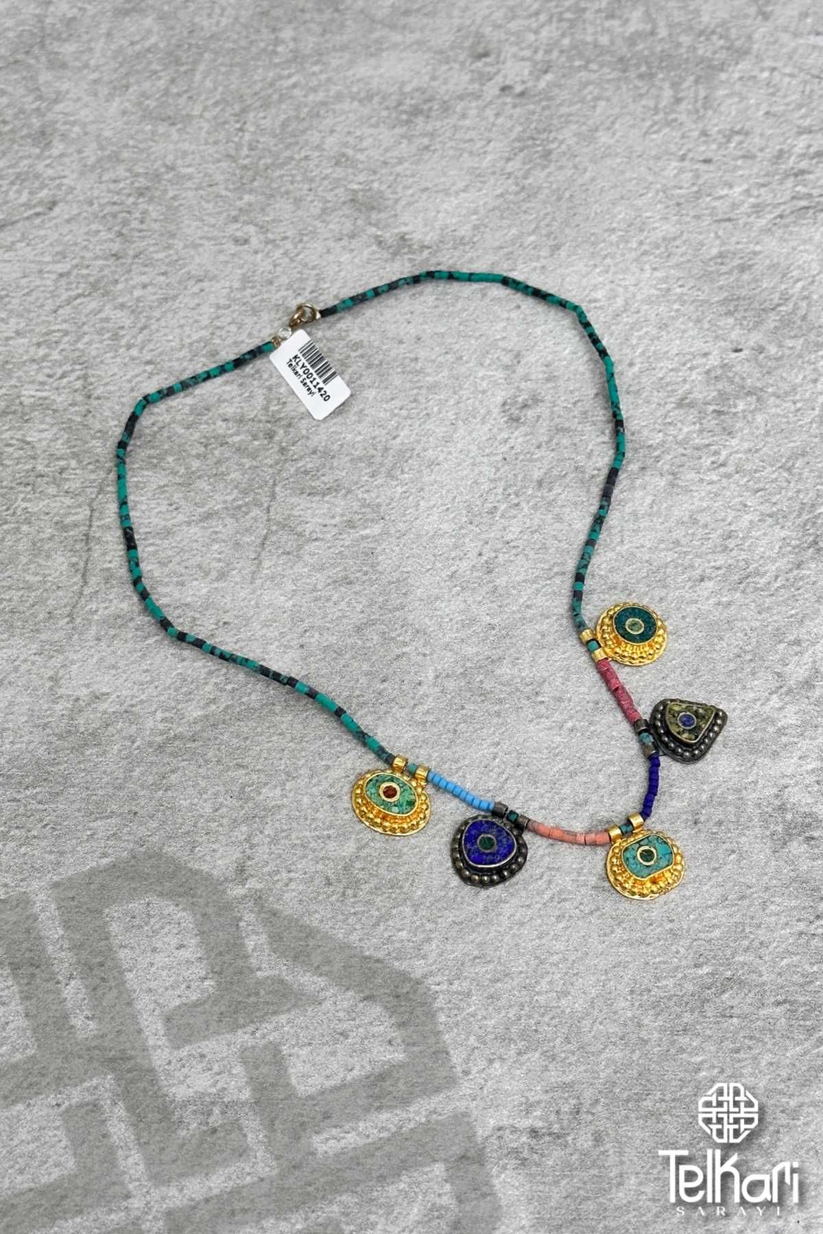 Otantik Desenli Mozaik Mine İşlemeli Gümüş Yaz Kolyesi