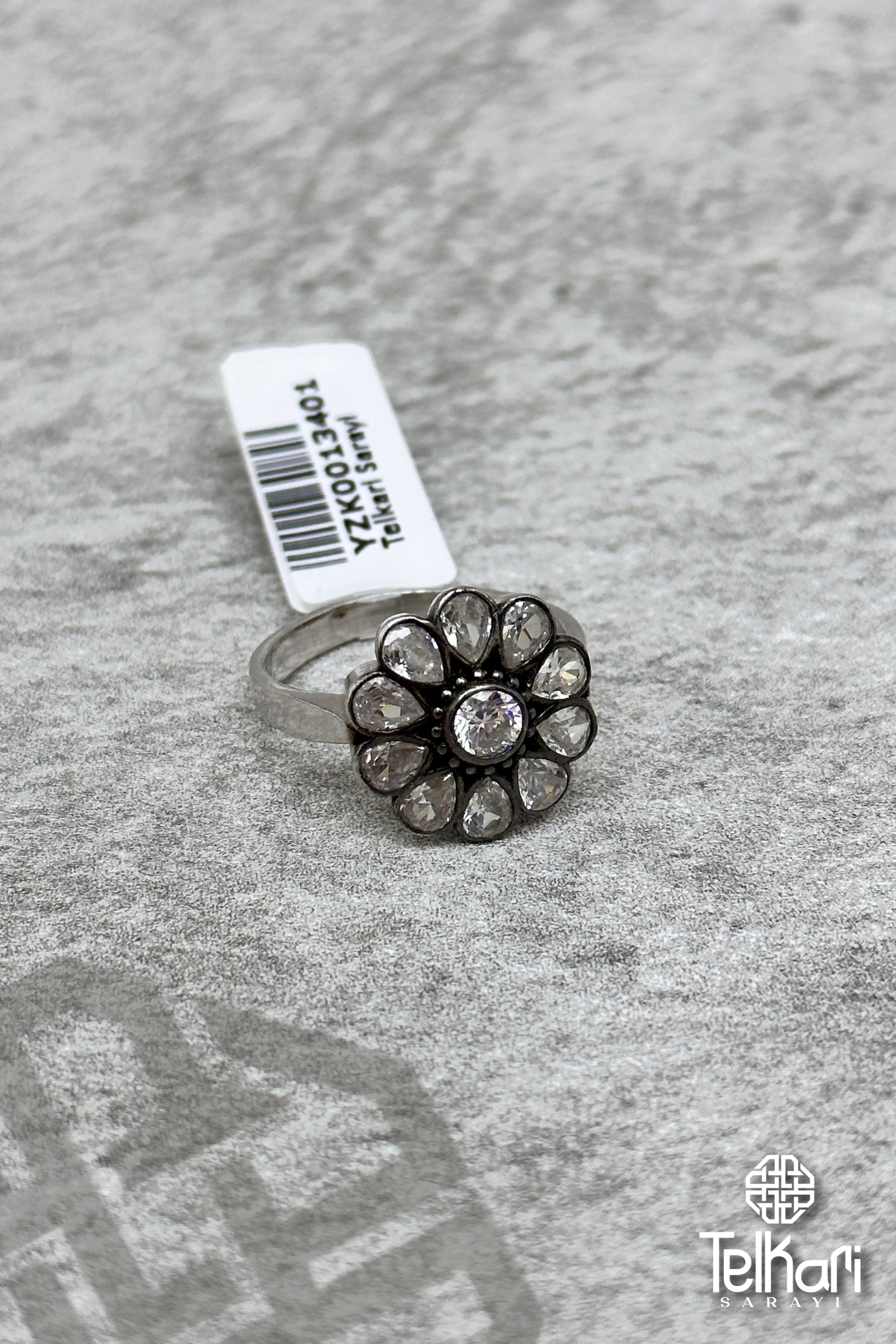 Papatya Desenli Gümüş Yüzük