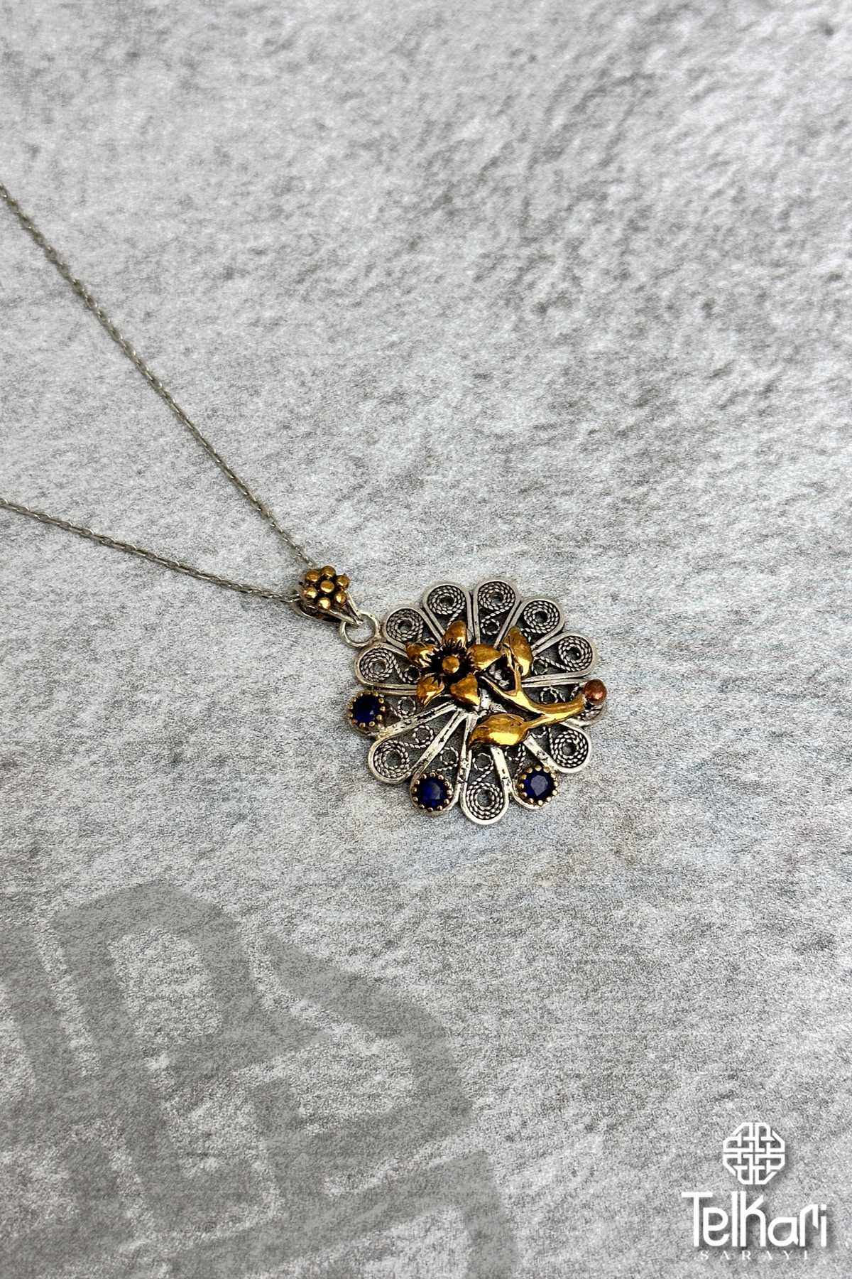 Safir Taşlı Çiçek İşlemeli Oksitli Midyat Telkari Kolye
