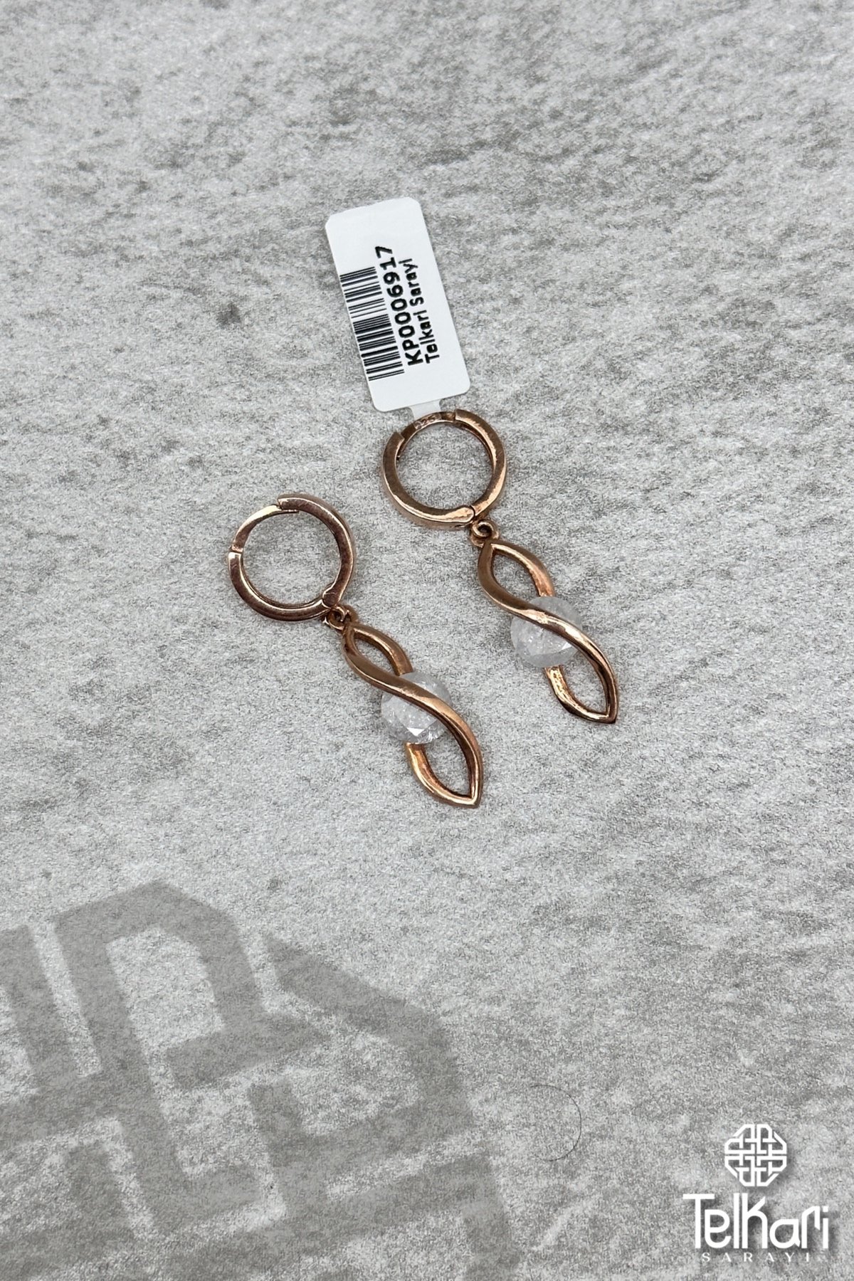 Mistik Topaz Taşlı Sonsuzluk Model Sallantılı Gümüş Küpe