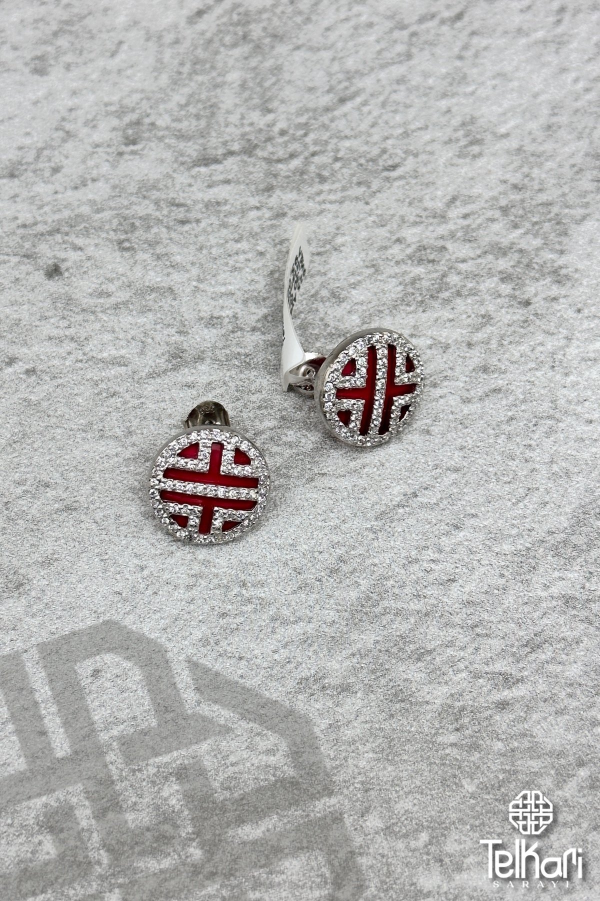 Desenli Taşlı Özel Tasarım Gümüş Küpe