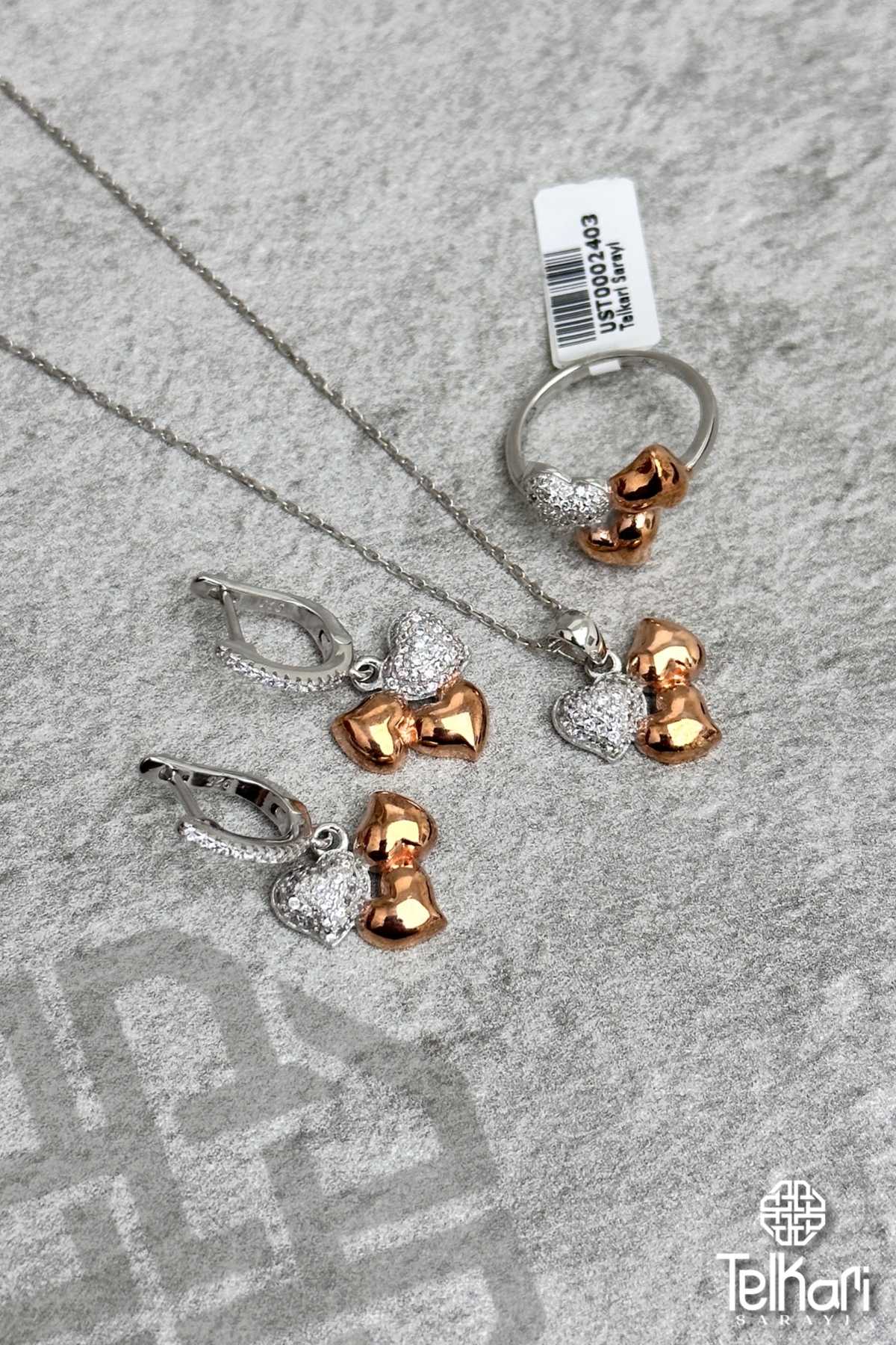 Kalp Model Taşlı Gümüş Üçlü Set