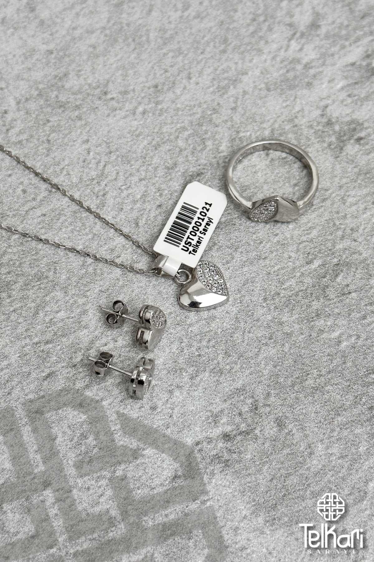 Kalp Model Taşlı Gümüş Üçlü Set