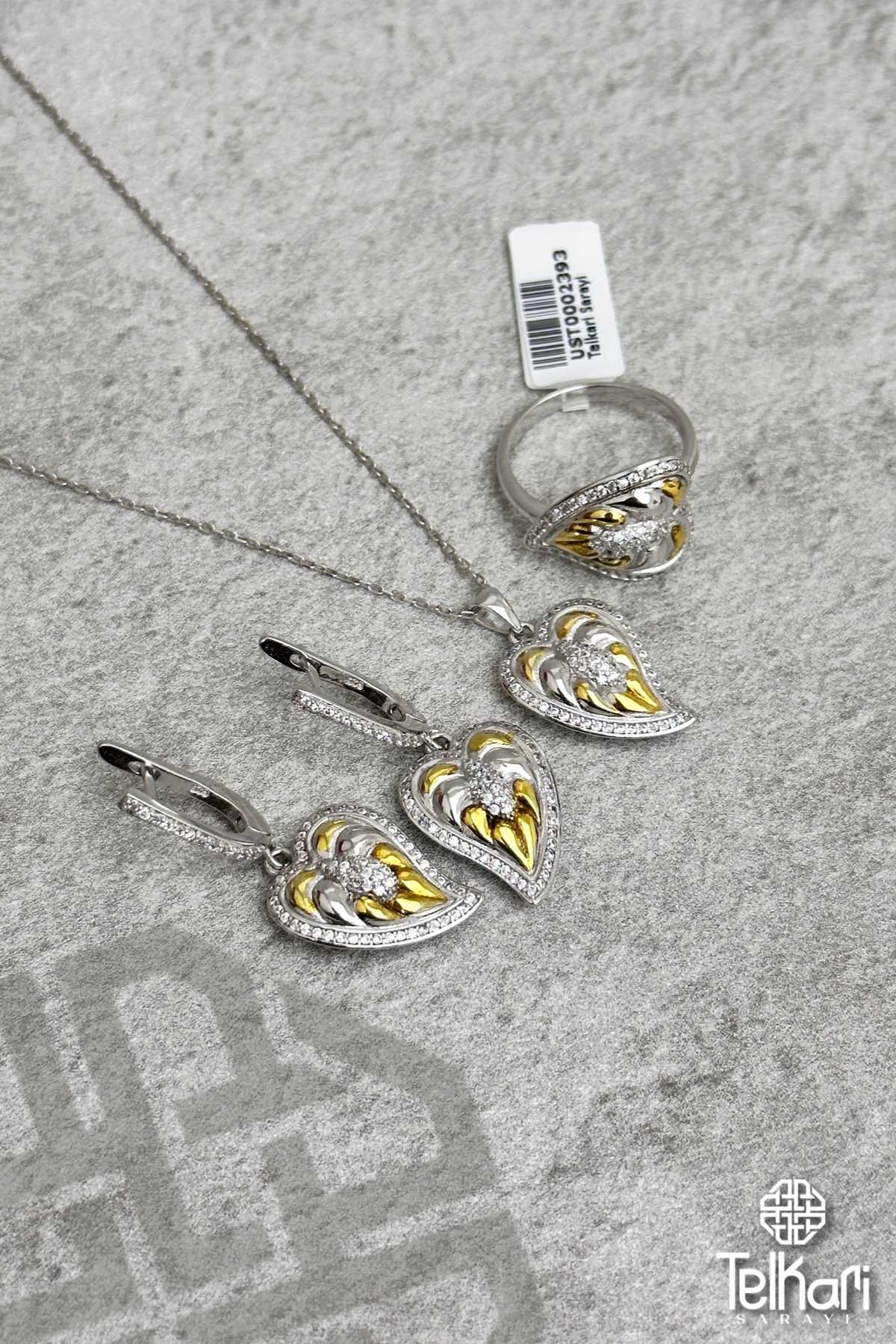 Kalp Model Taşlı Gümüş Üçlü Set