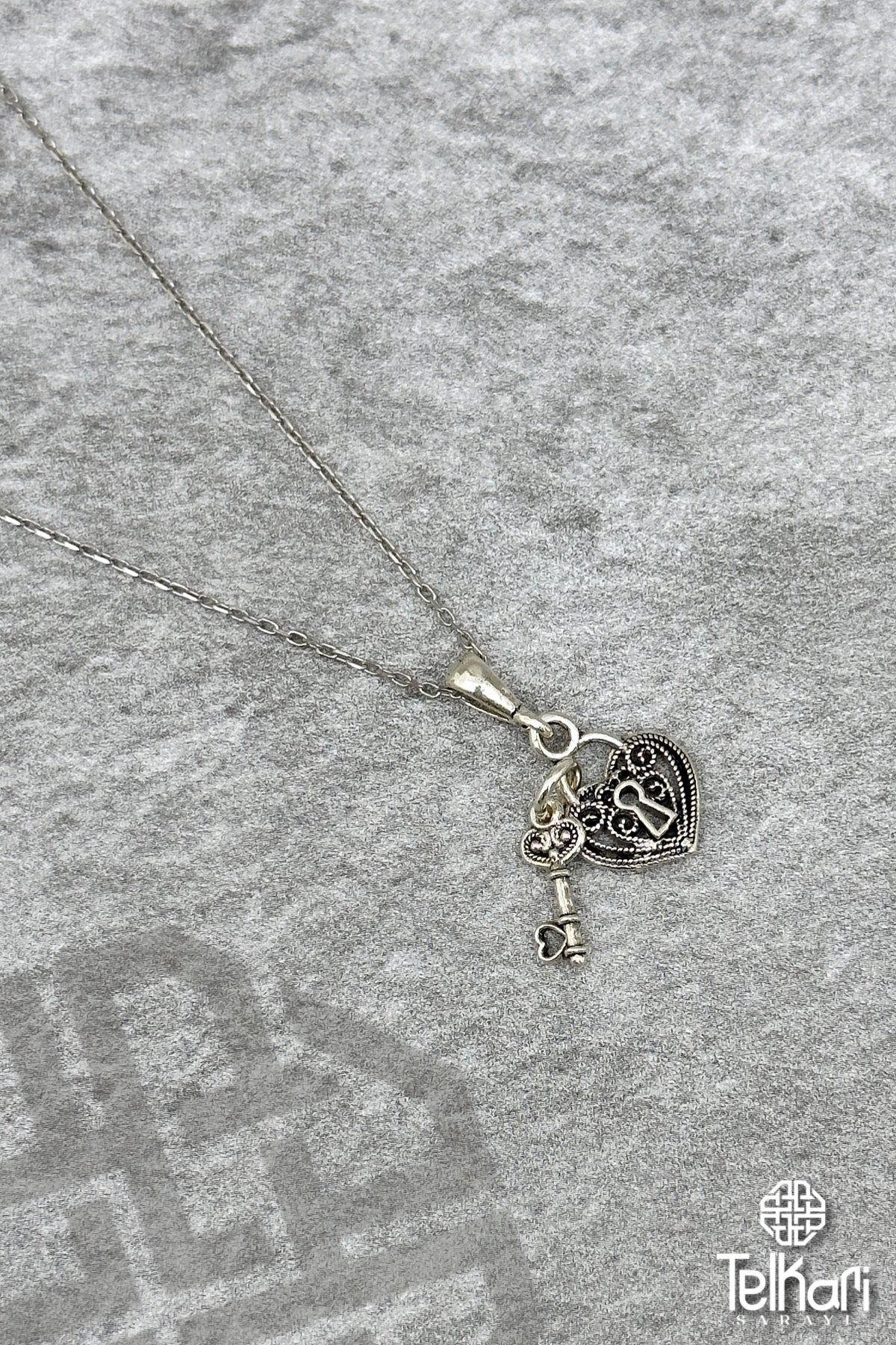 Anahtarlı Kalp Gümüş Telkari Kolye