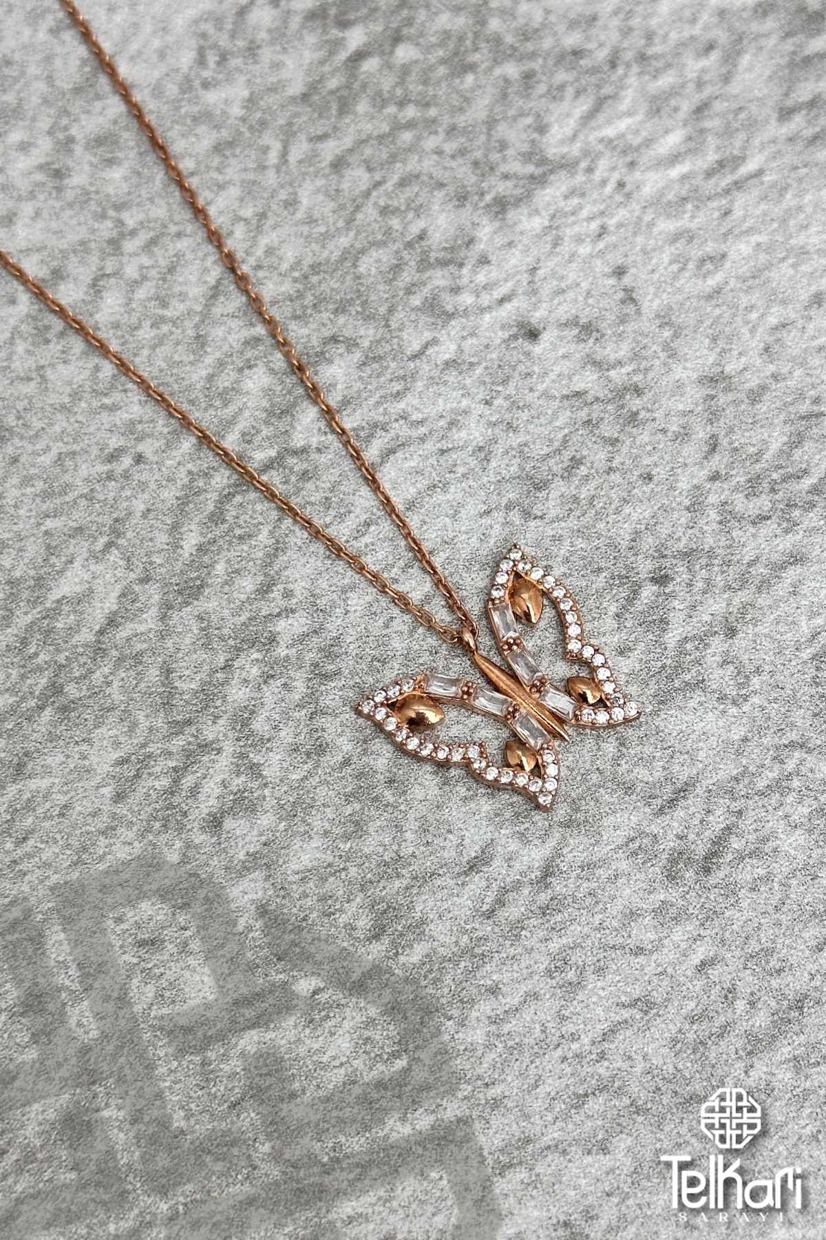 Kelebek Model  Taşlı Rose Gümüş Kolye