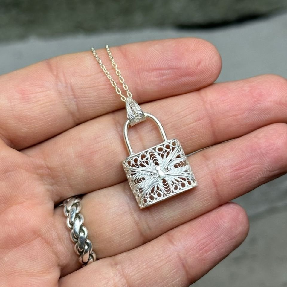 925 Ayar El İşi Midyat Telkari Tasarım Kilit Model Gümüş Kolye