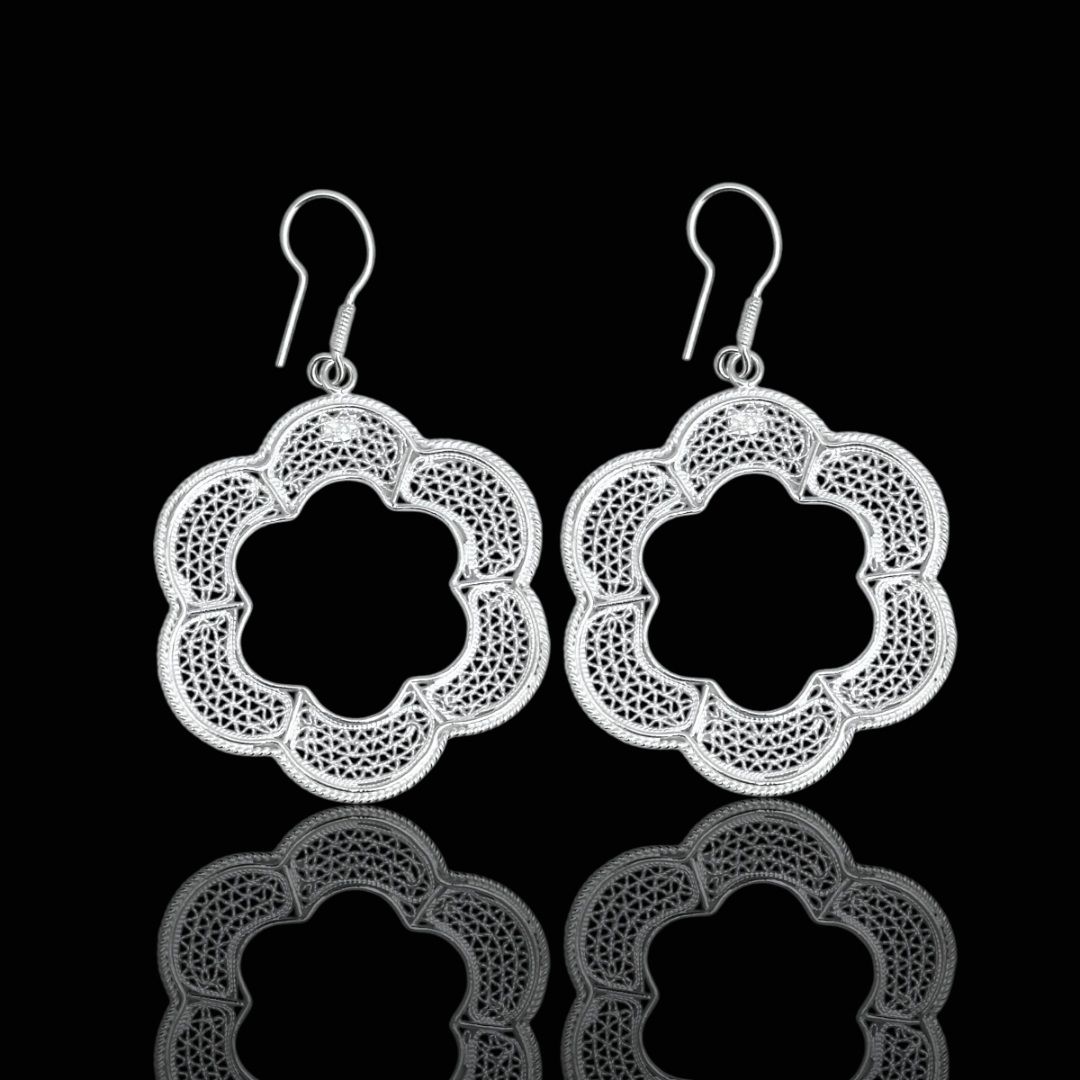 Telkari Tasarımlı Çiçek Model 925 Ayar Gümüş Küpe