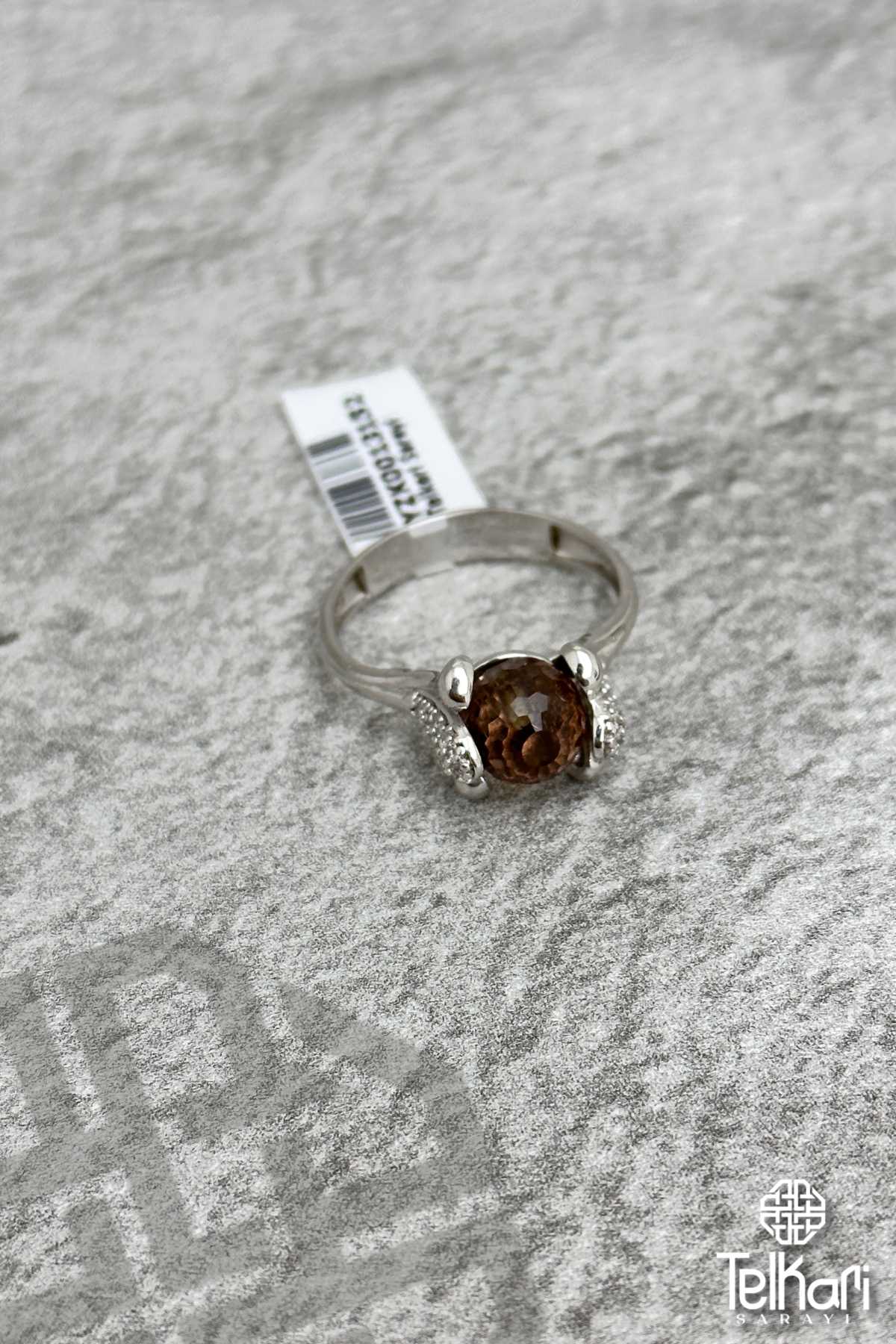 Kupa Model Renk Değiştiren Sultan Taşlı Gümüş Yüzük