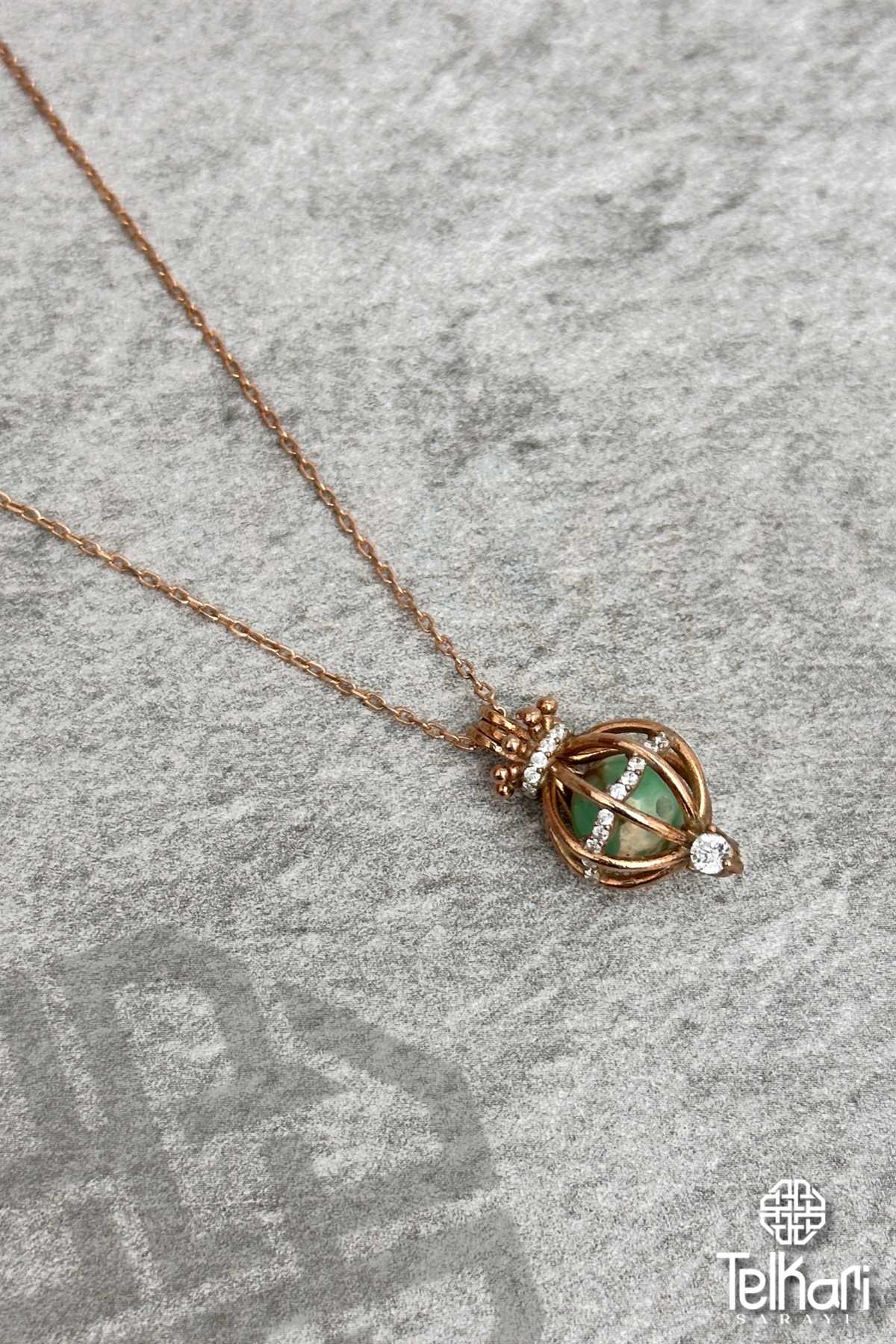 Kafes İçi Firuze Taşlı Rose Gümüş Kolye