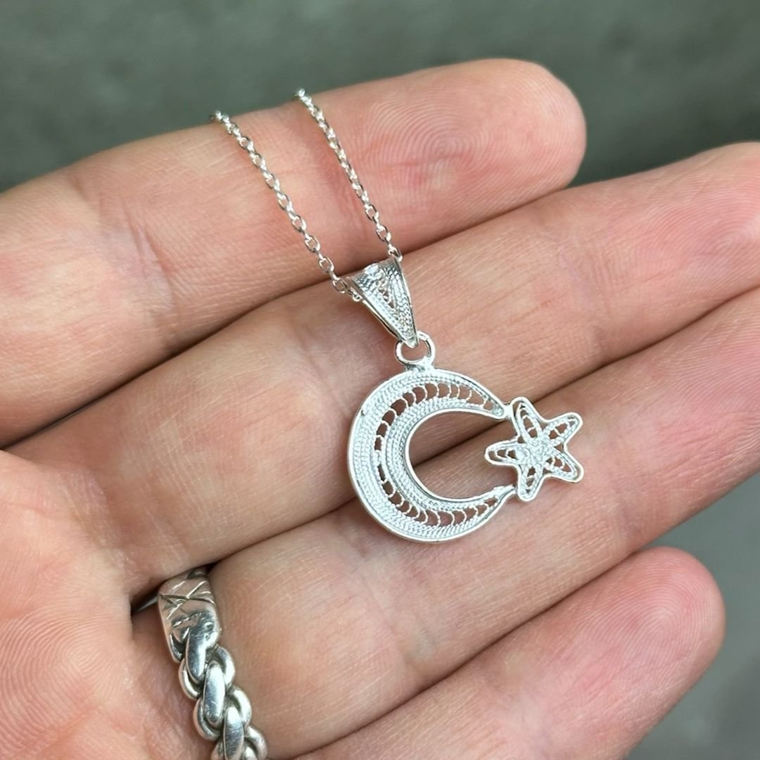 Ay Yıldız Model 925 Ayar El İşçiliği Telkari Gümüş Kolye