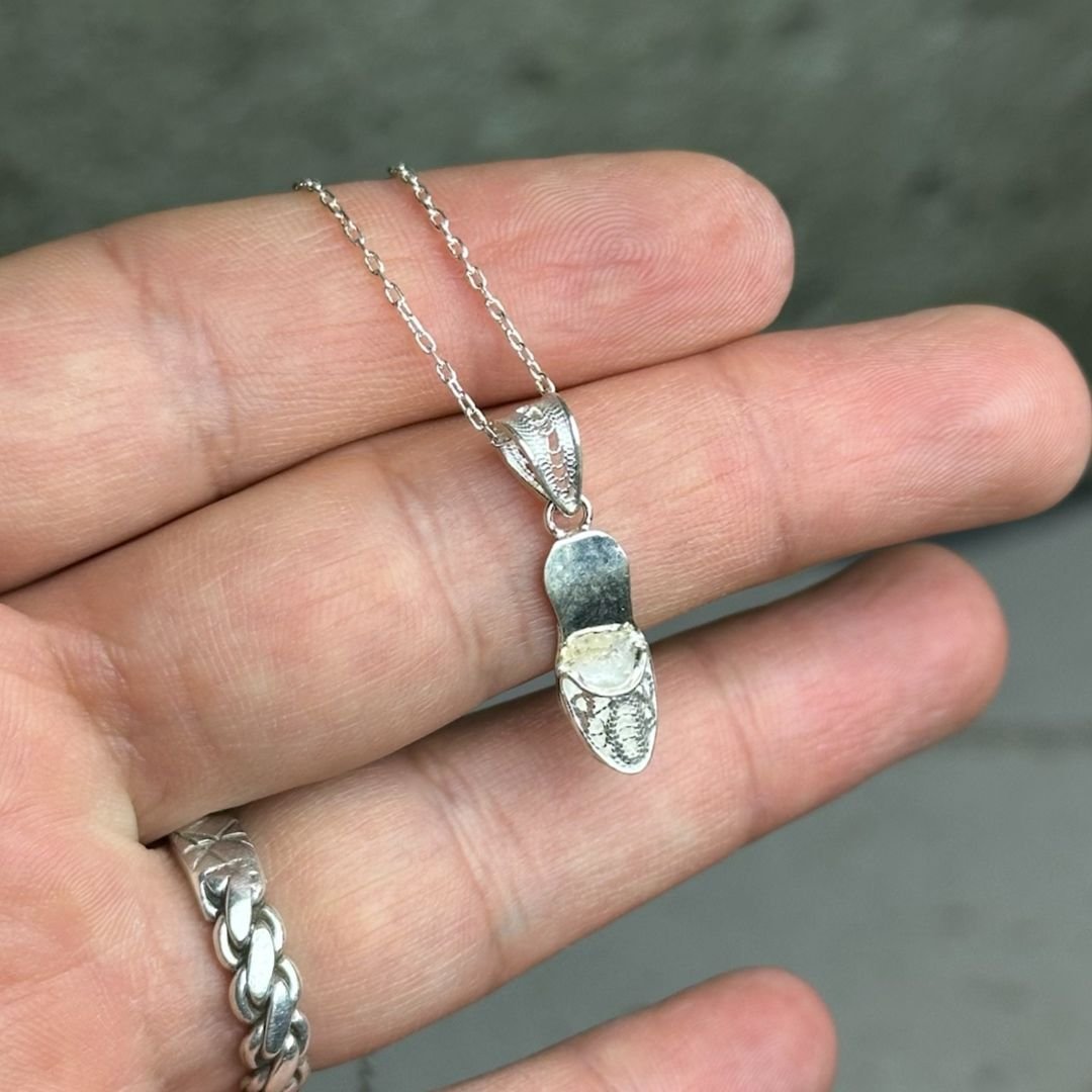 Terlik Model 925 Ayar El İşi Telkari Gümüş Kolye