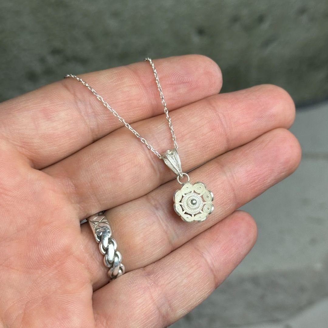 925 Ayar Lotus Çiçeği El İşi Telkari Gümüş Kolye