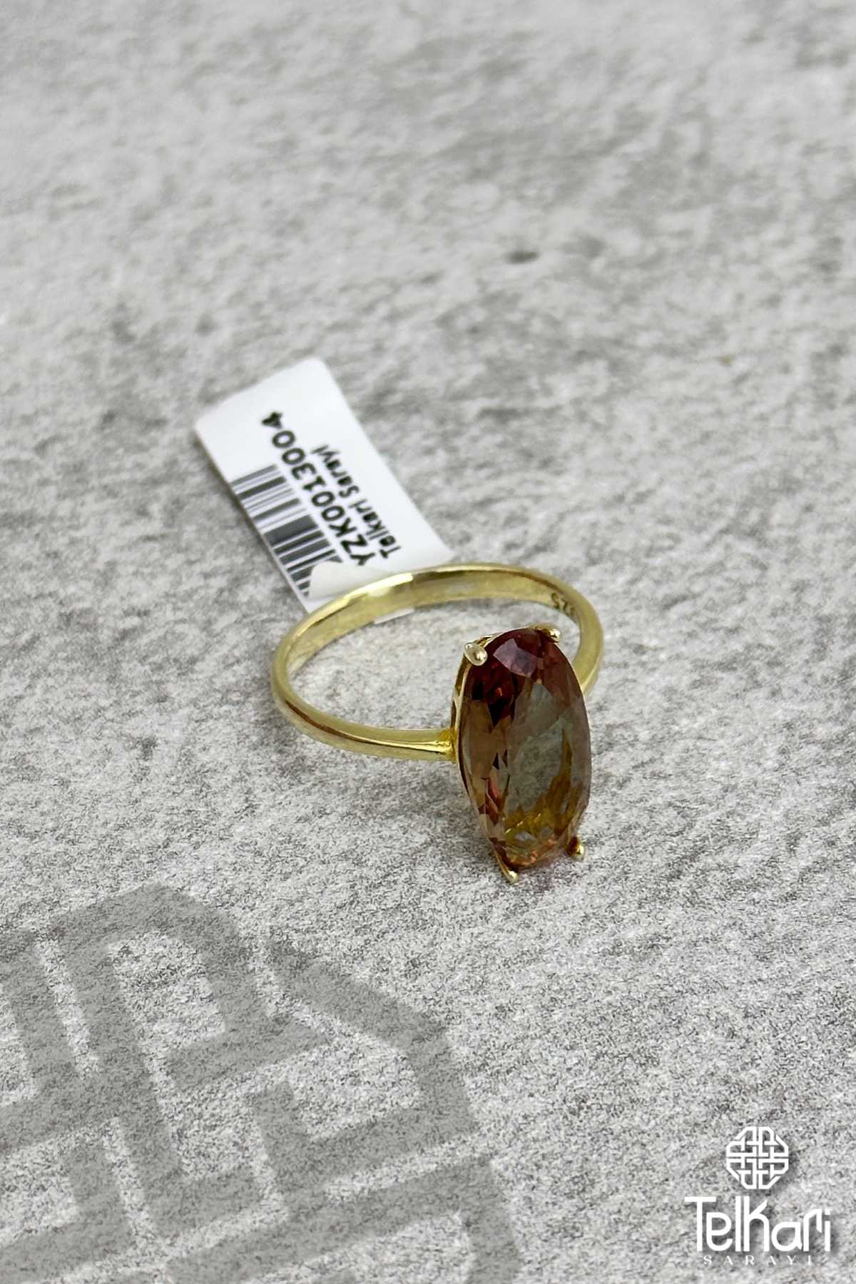 Uzun Oval Model Renk Değiştiren Sultan Taşlı Gold Gümüş Yüzük