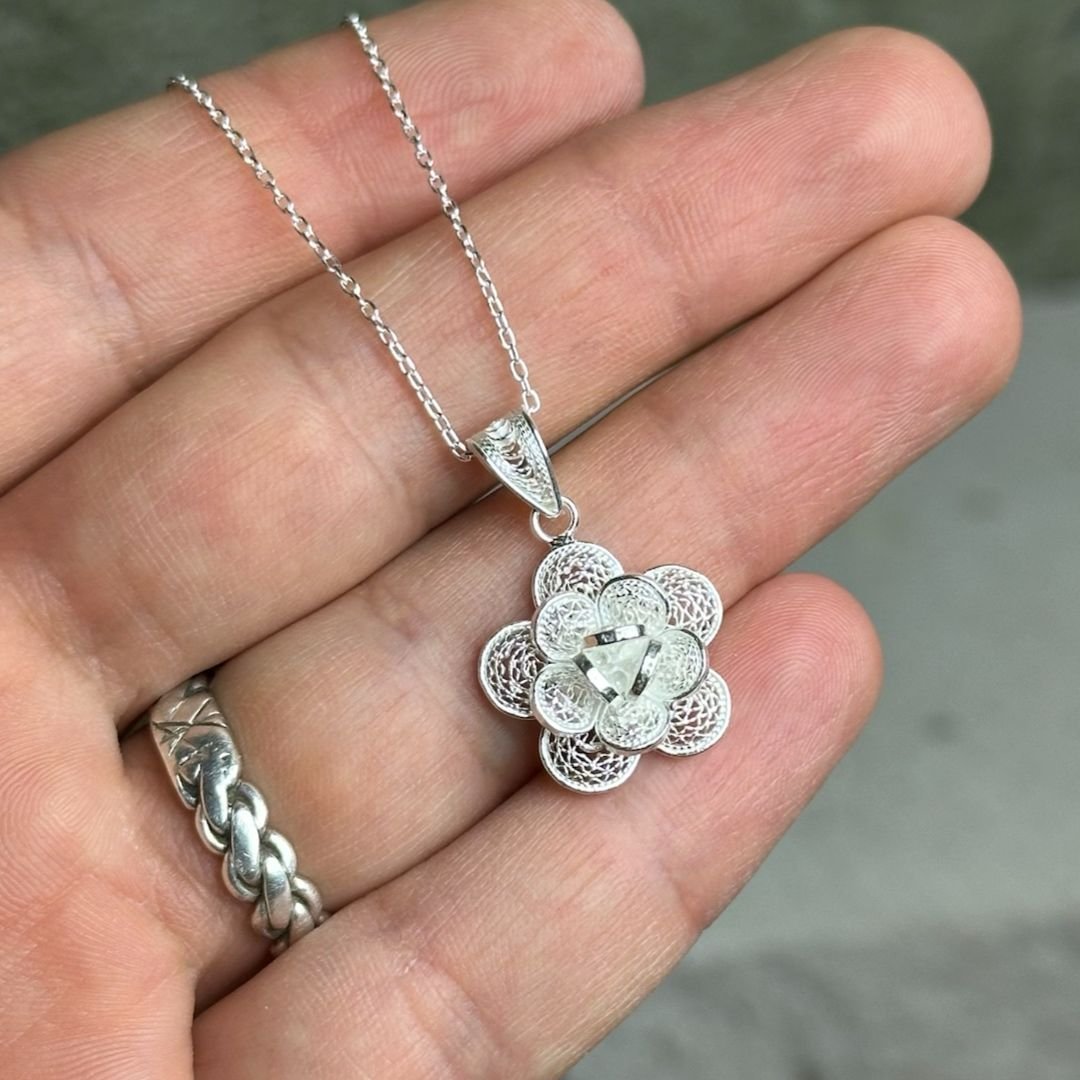 Gül Model 925 Ayar Telkari Gümüş Kolye