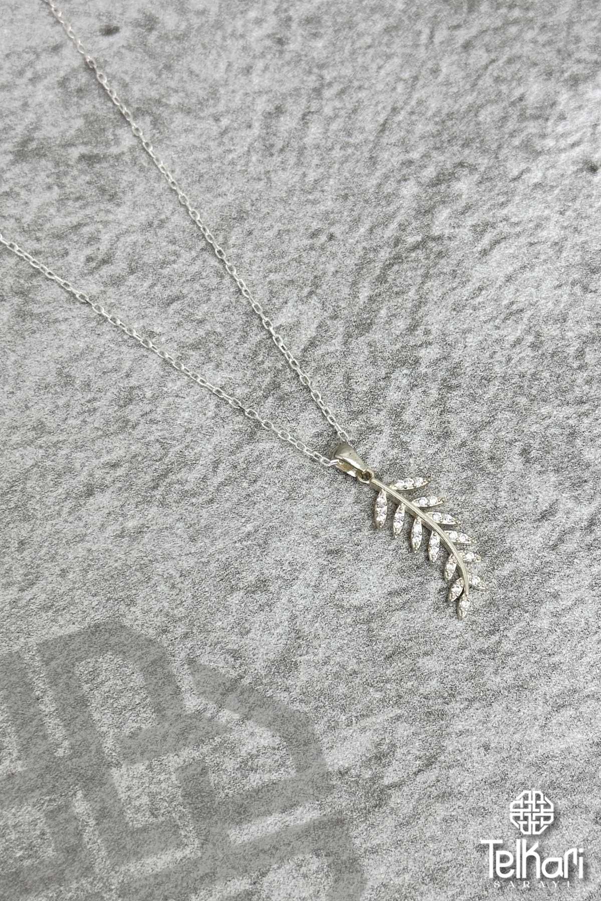 Zeytin Dalı Gümüş Kolye