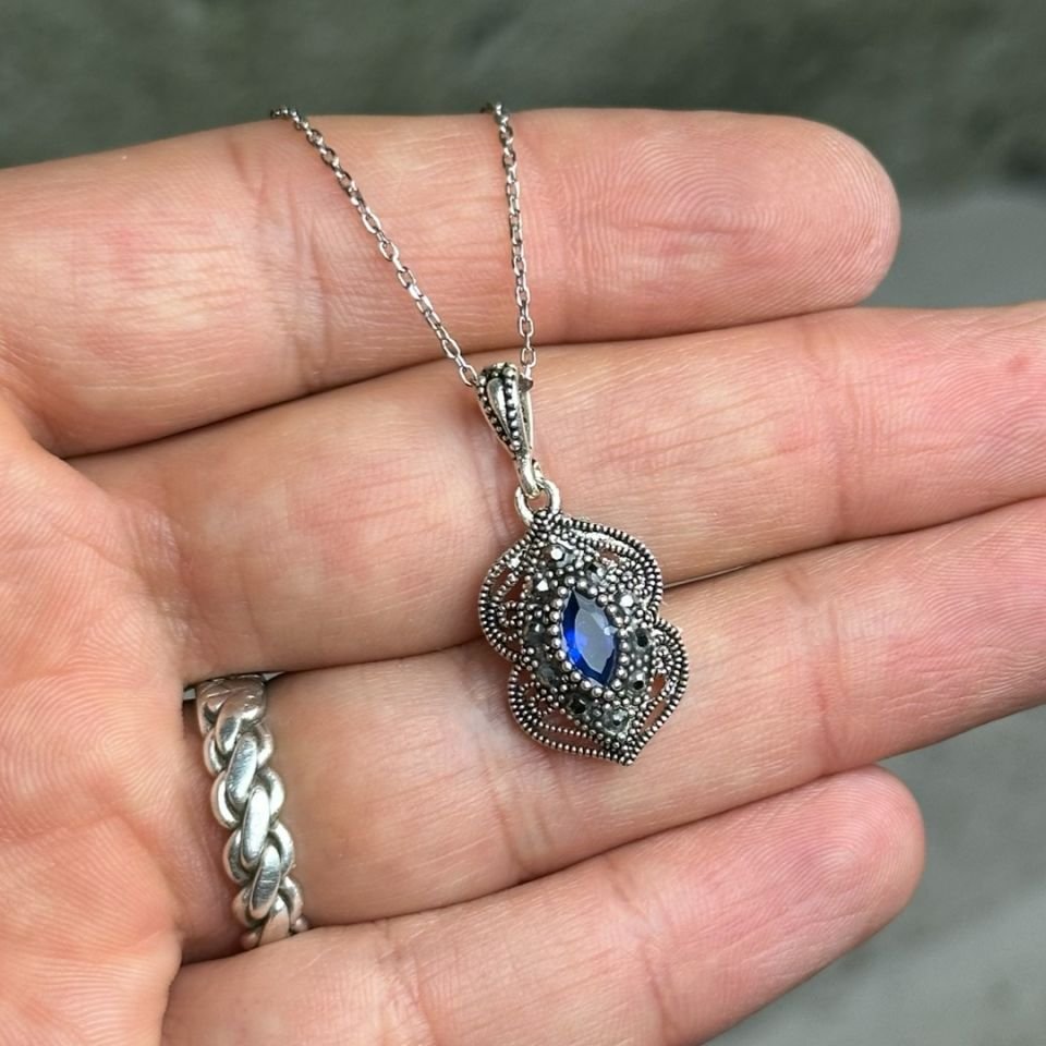 Safir Taşlı Markazit Gümüş Kolye