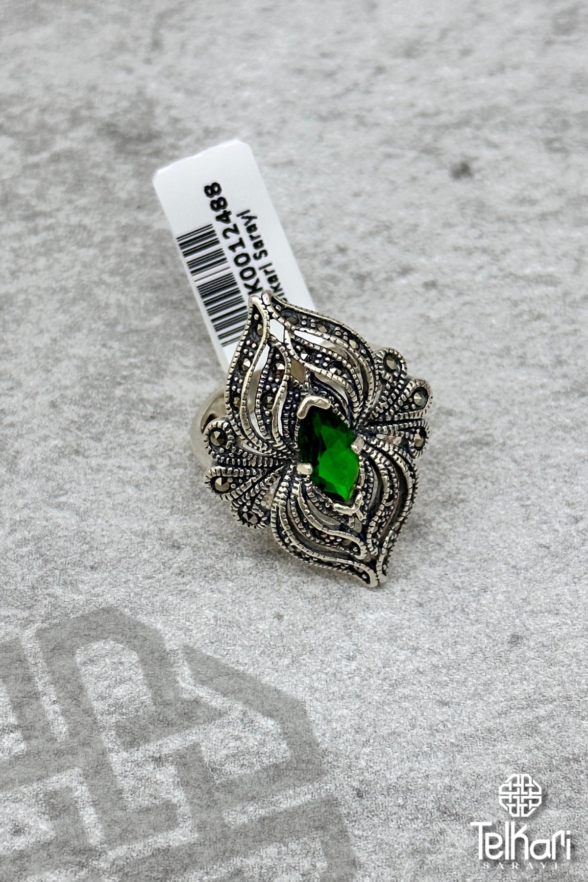Tasarım Kök Zümrüt Taşlı Gümüş Markazit Yüzük
