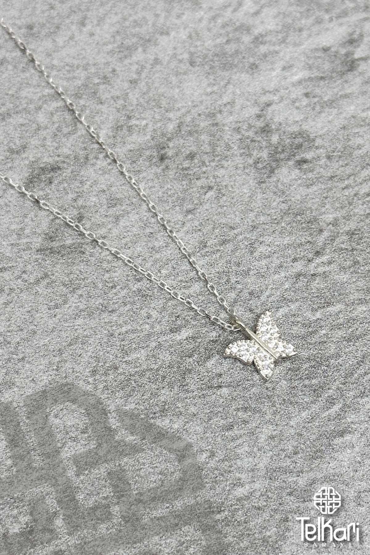 Kelebek Model Taşlı Gümüş Kolye