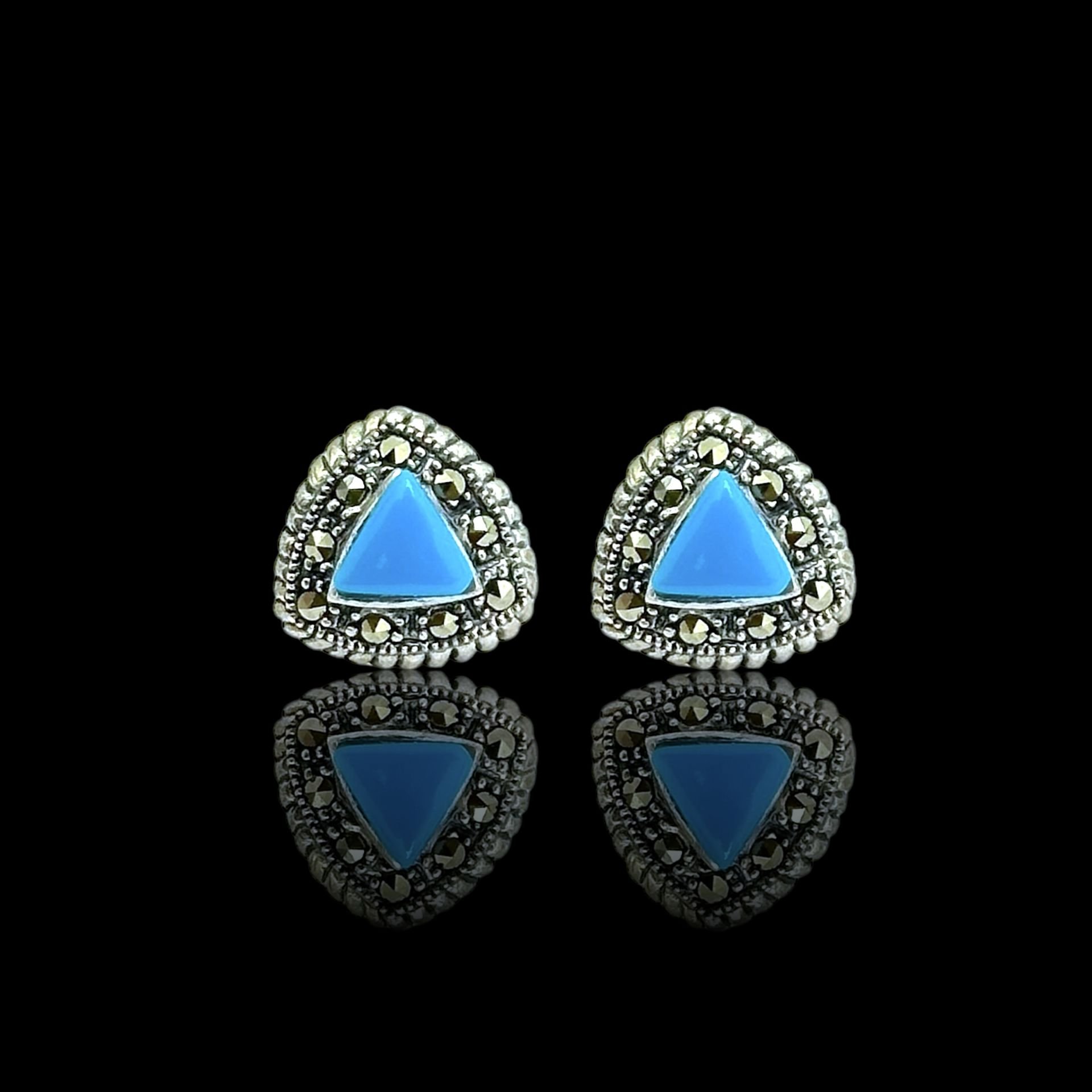 Üçgen Model Firuze Taşlı 925 Ayar Gümüş Markazit Küpe