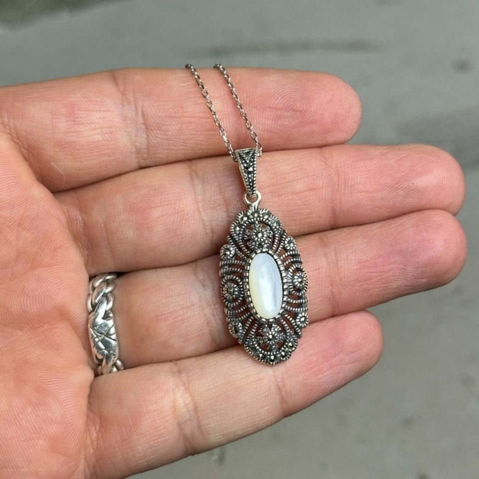 Sedef Taşlı Markazit Gümüş Kolye