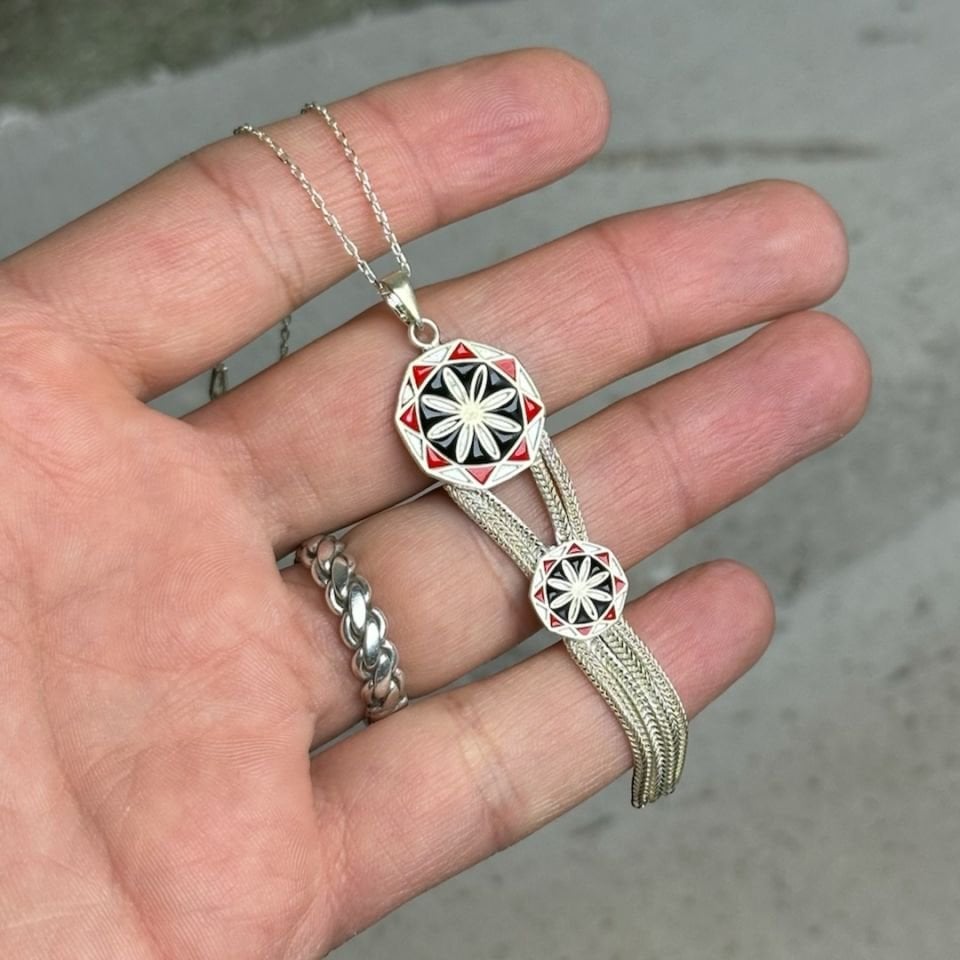 Papatya Desenli Midyat Hasırı Gümüş Kolye