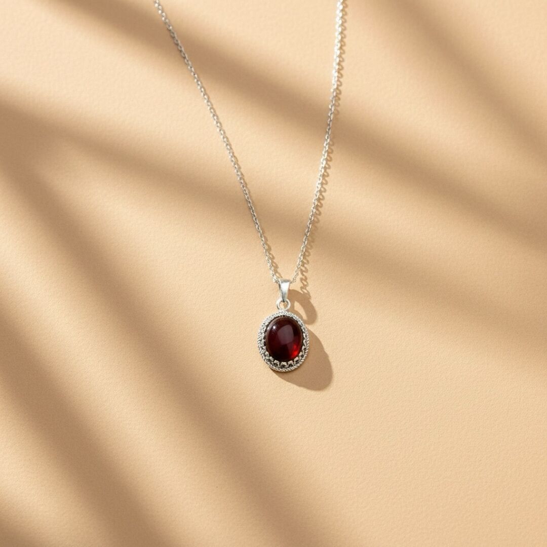 Oval Akik Taşlı Gümüş Kolye