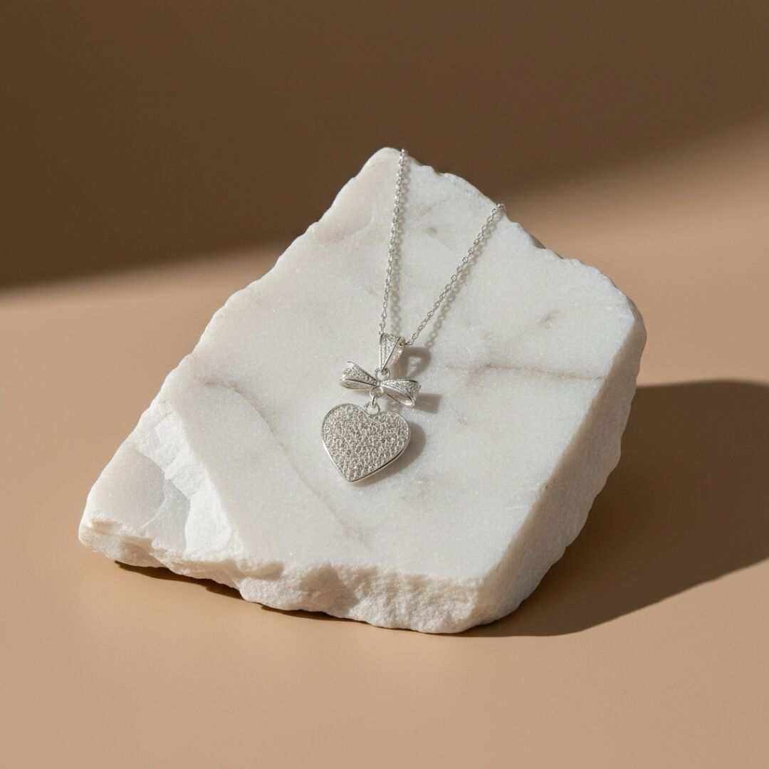 Kalp ve Kurdele Desenli Telkari Gümüş Kolye