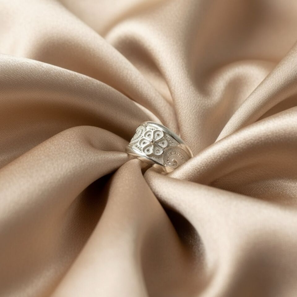 Çiçek Desenli Telkari Elişi Gümüş Yüzük