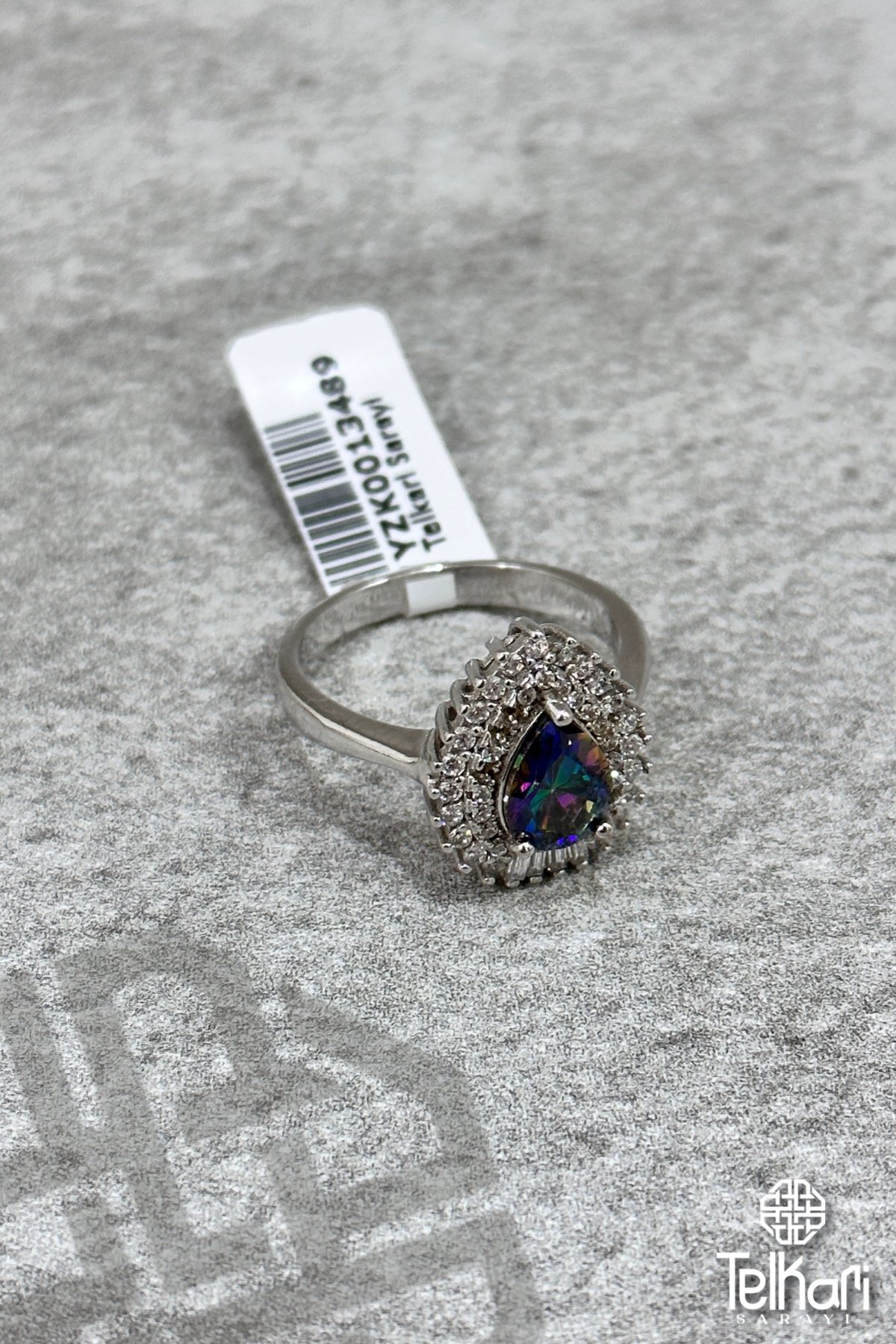Gökkuşağı Mistik Topaz Taşlı Damla Gümüş Yüzük