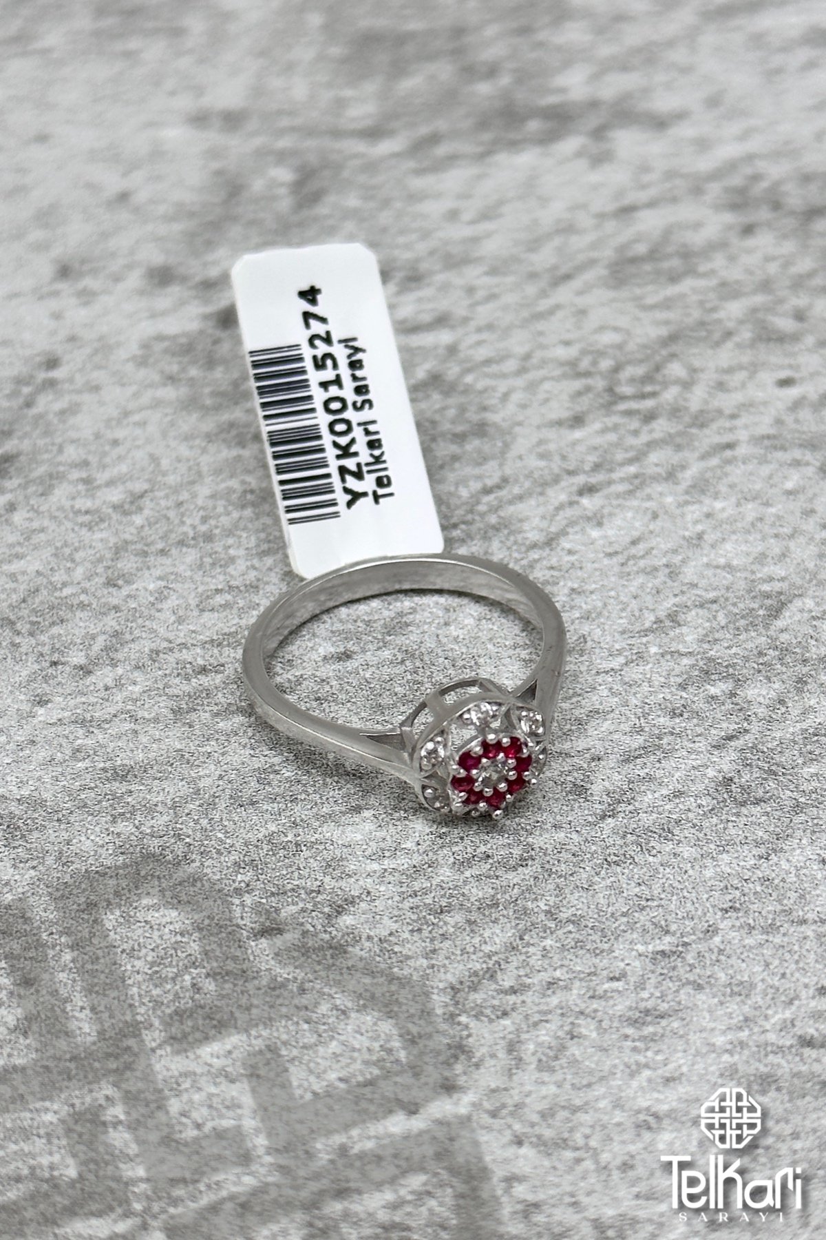 Yıldız Montörlü Taşlı Gümüş Yüzük