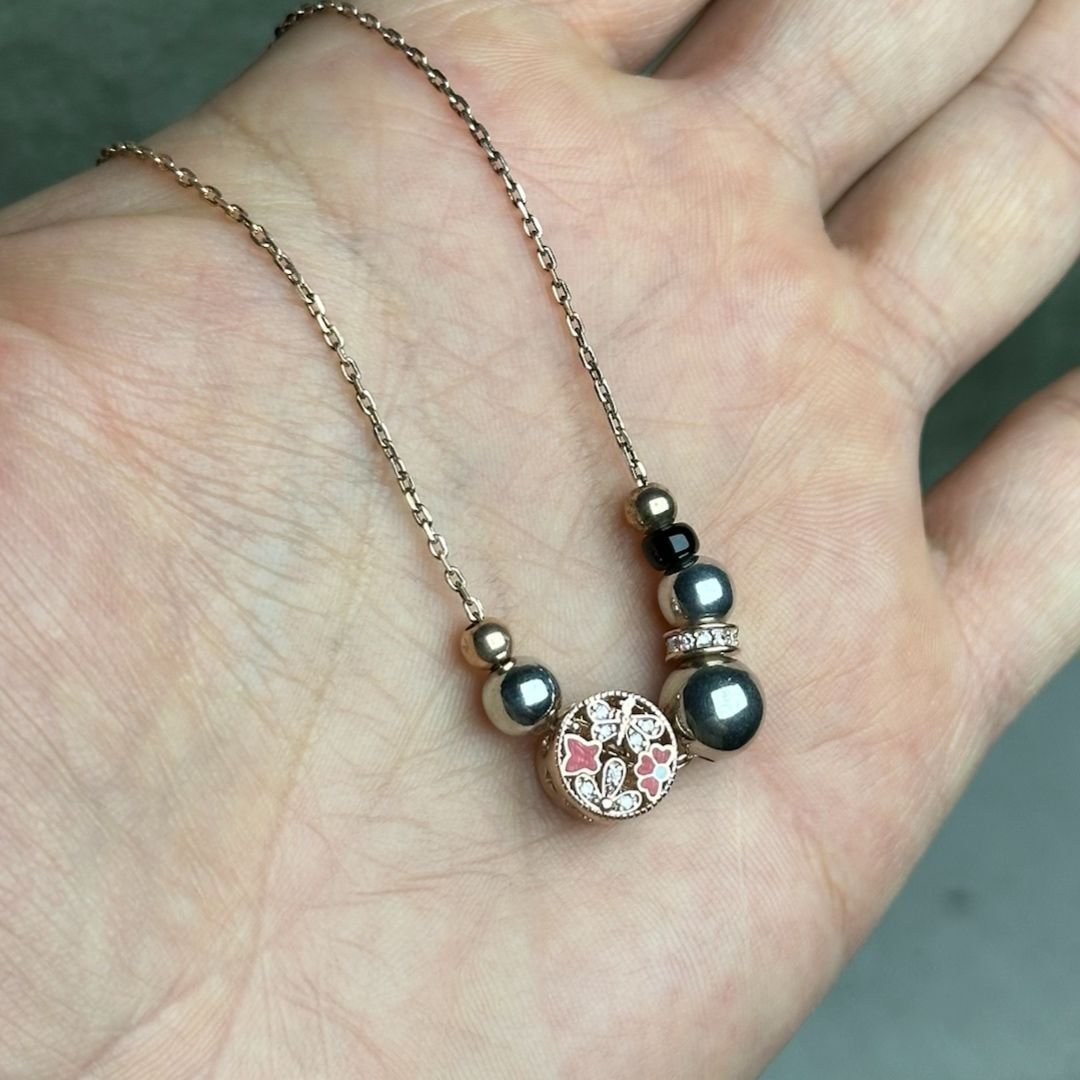 Kelebek Charmlı Rose Gümüş Kolye