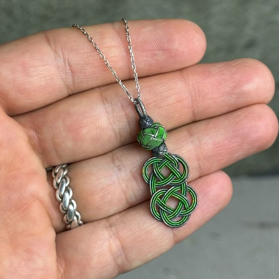 Yeşil Siyah 1000 Ayar Kazaziye Gümüş Kolye