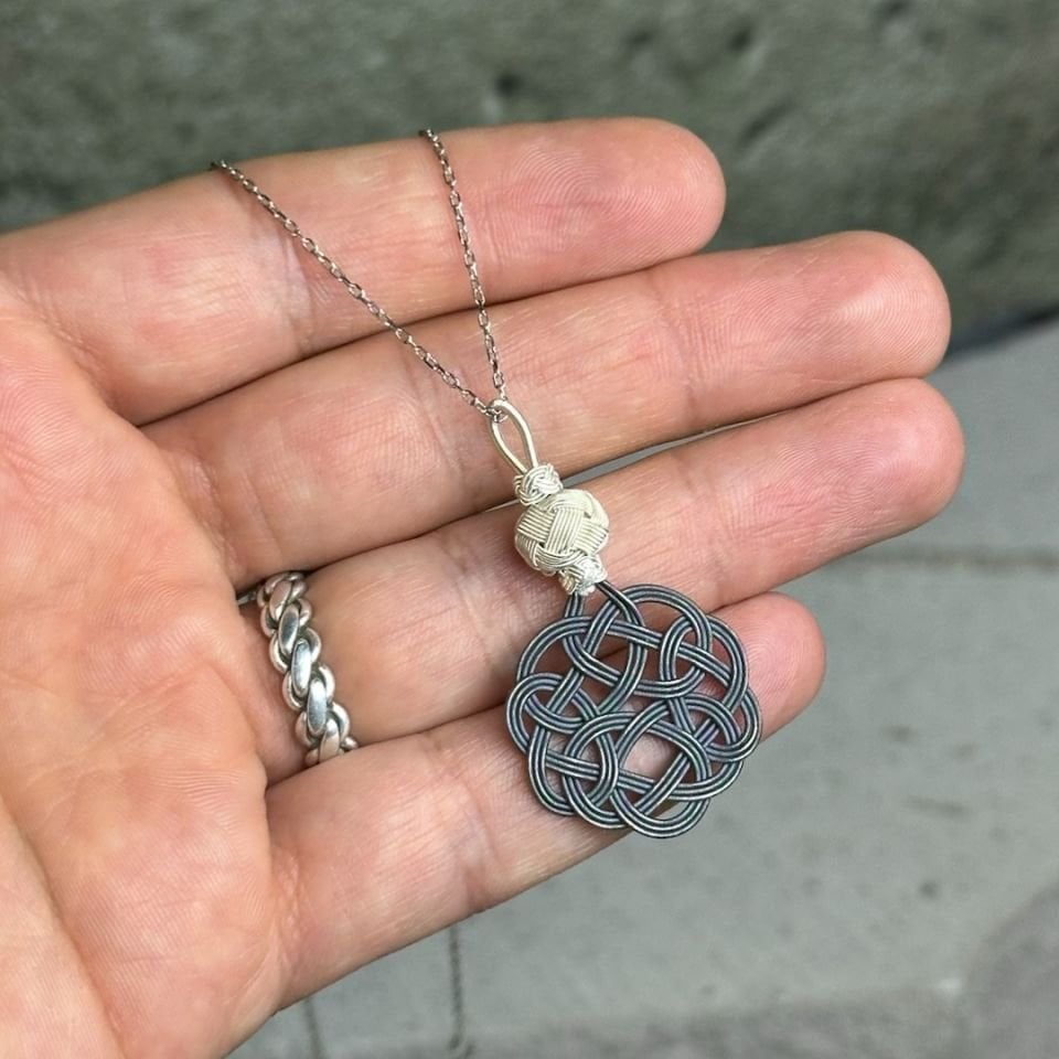 Oksitli Aşk Düğümlü 1000 Ayar Kazaziye Gümüş Kolye