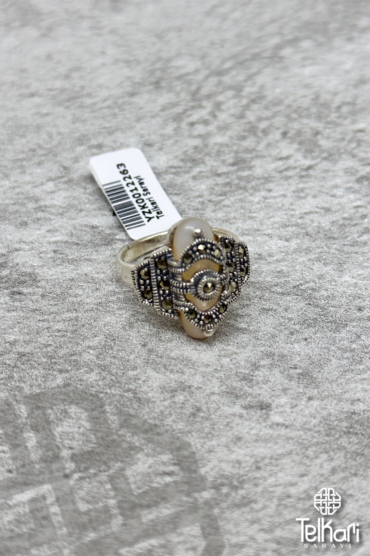 Sedef Taşlı Gümüş Markazit Yüzük