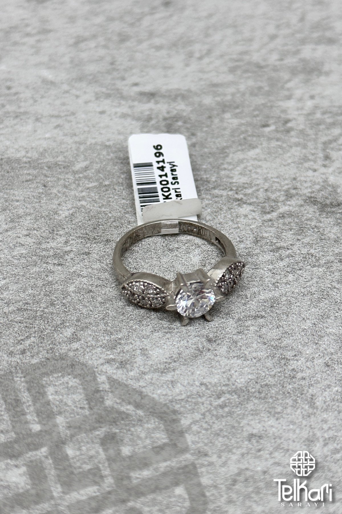 Yapraklı Tektaş Gümüş Yüzük