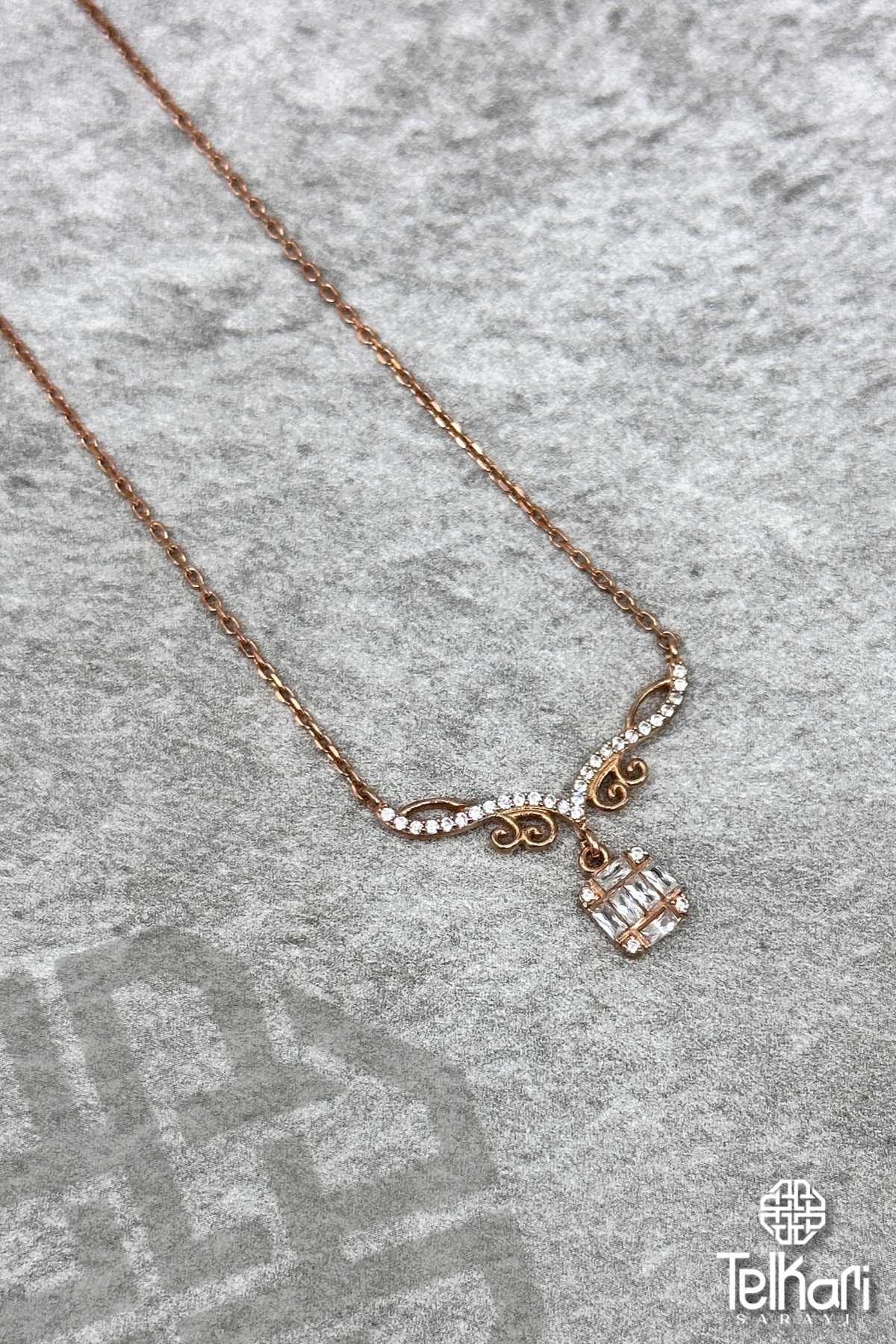 Gerdanlık Baget Model Rose Gümüş Kolye