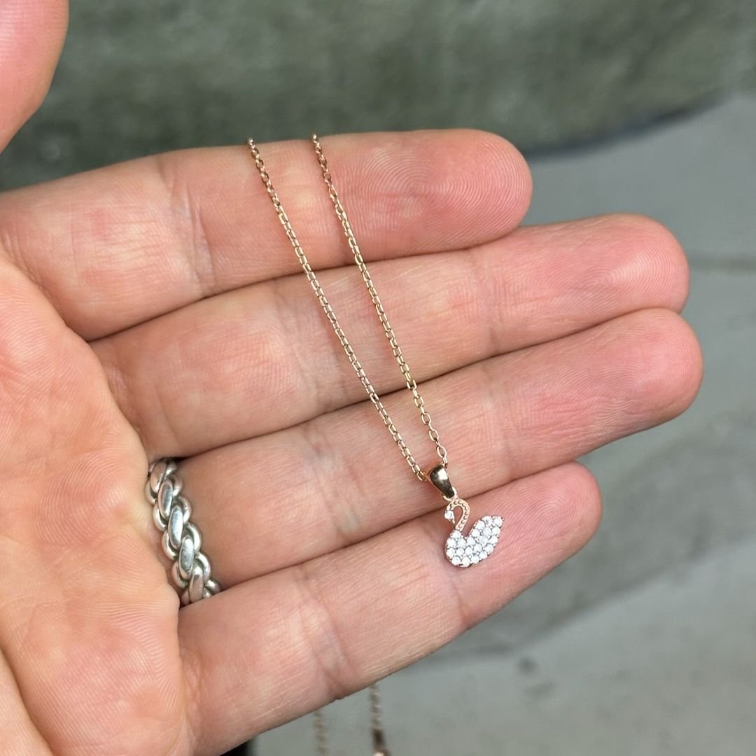 Kuğu Model Rose Kaplama 925 Ayar Gümüş Kolye