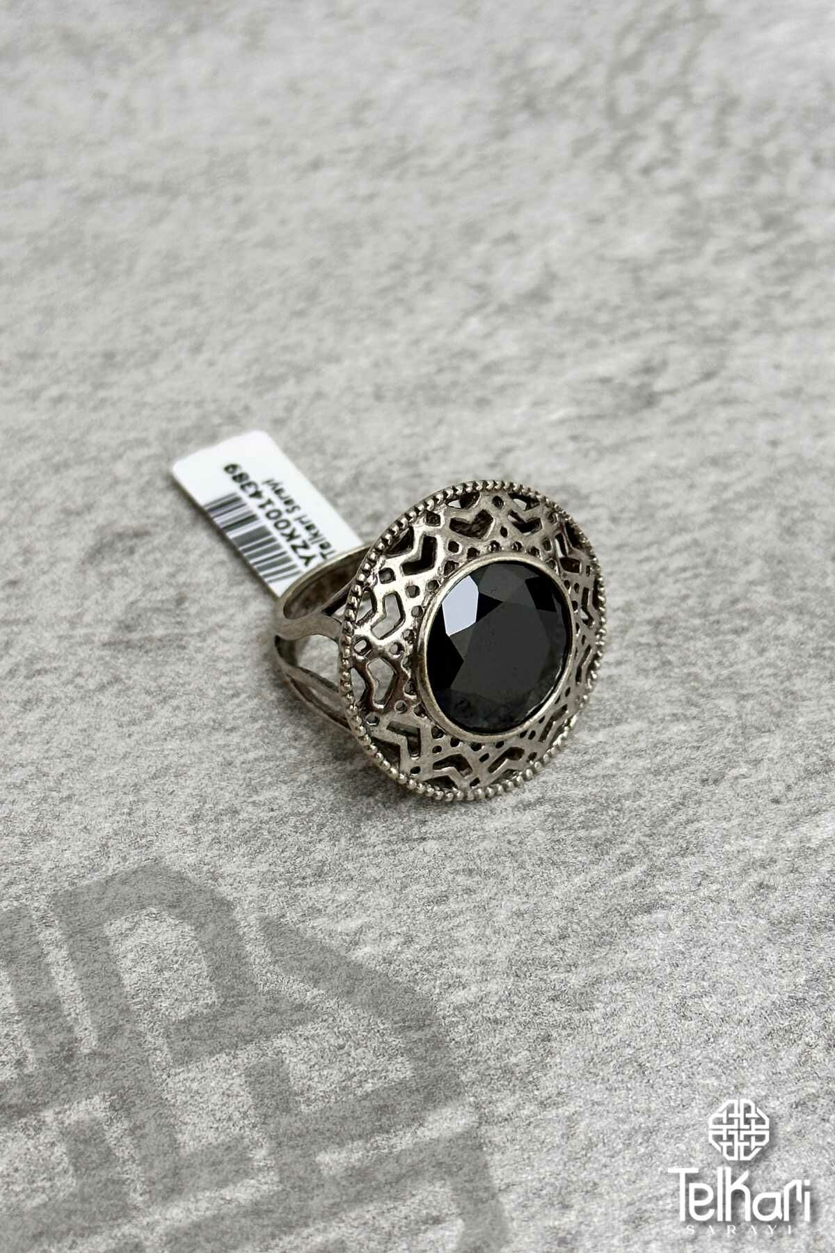 Safir Taşlı Desenli Özel Tasarım Otantik Gümüş Yüzük