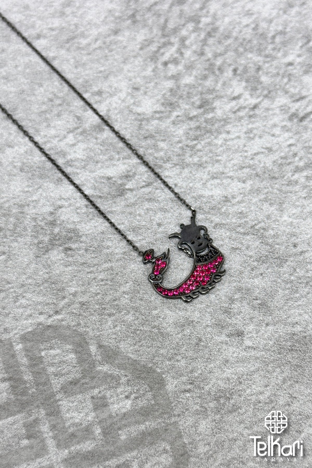 Yakut Taşlı Şahmeran Gümüş Kolye