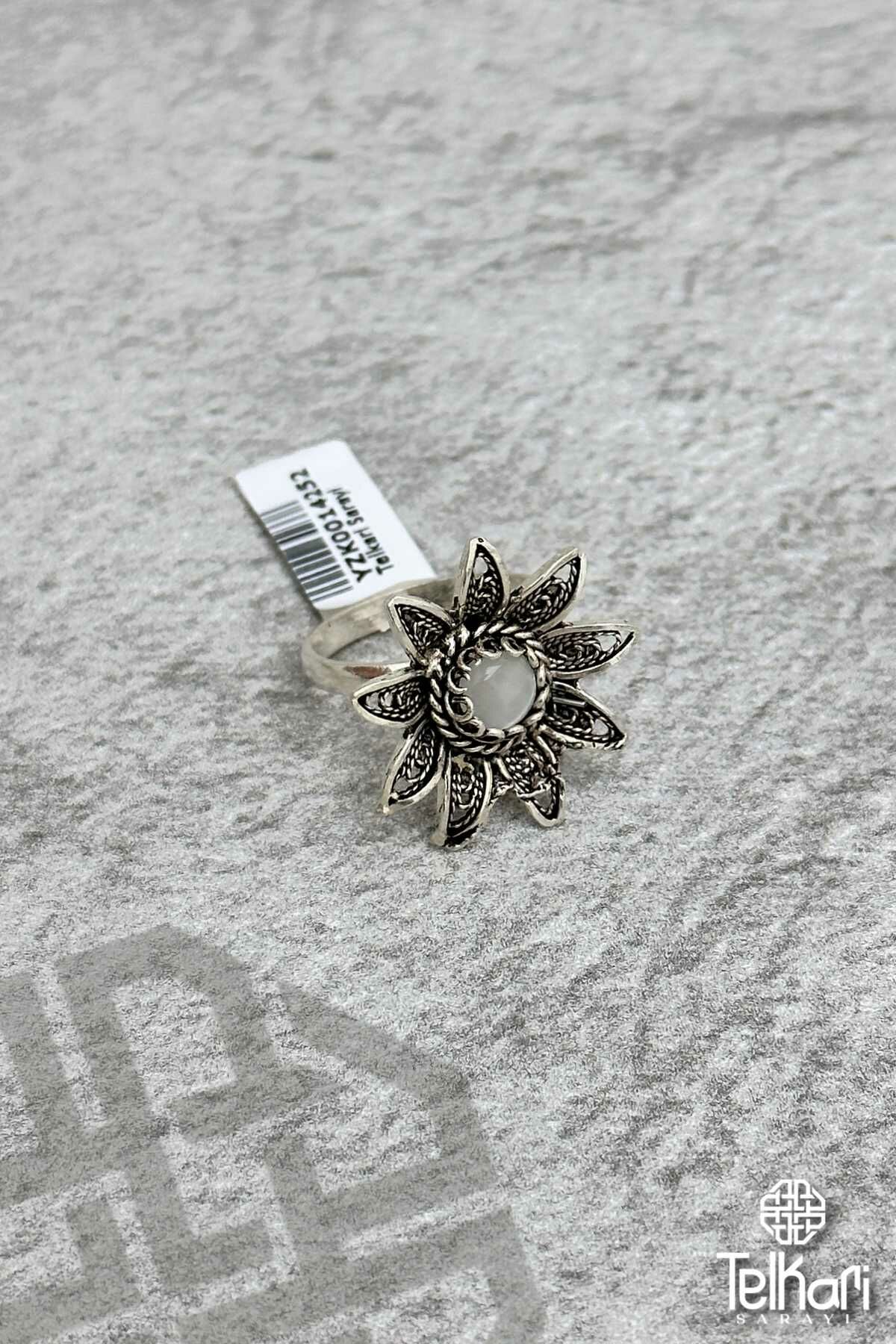 Çiçek Model Sedef Taşlı Midyat Oksitli Telkari Gümüş Yüzük