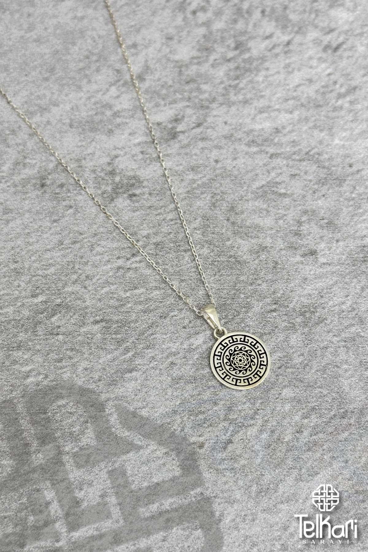 Motifli Mine İşlemeli Midyat Hasırı Gümüş Kolye