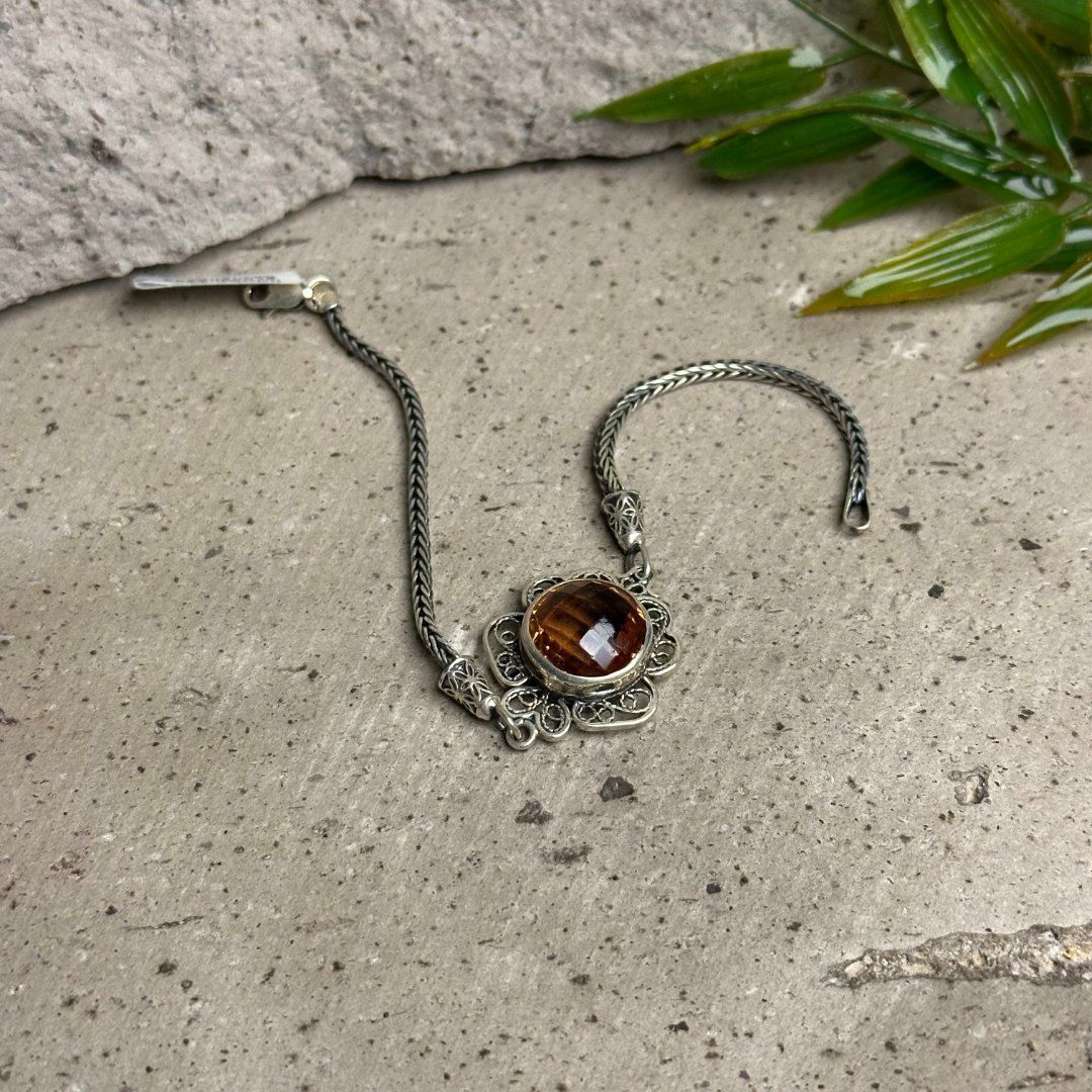 Çiçek Model Renk Değiştiren Sultan Taşlı Gümüş Bileklik