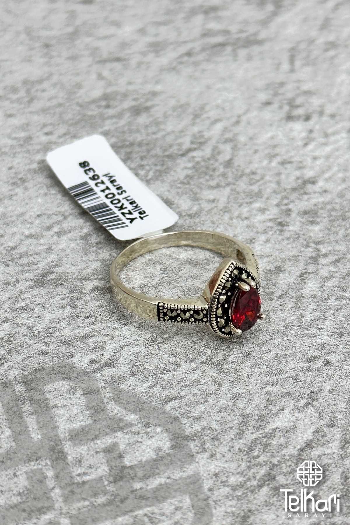 Damla Model Safir Taşlı Markazit Gümüş Yüzük