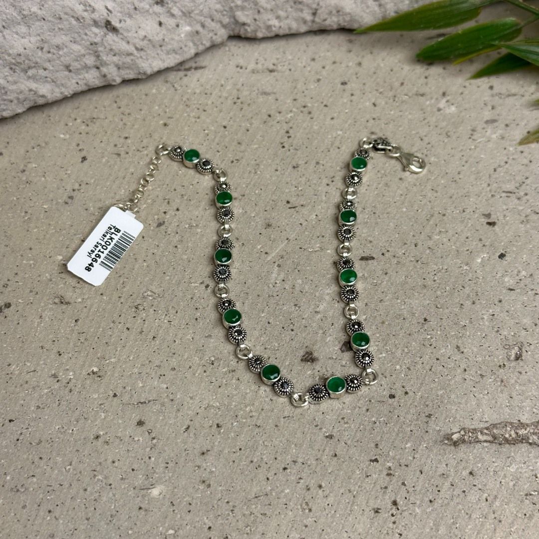 Yuvarlak Tasarım Yeşim Taşlı 925 Ayar Markazit Gümüş Kadın Bileklik