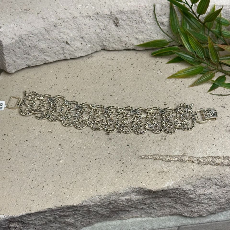 Gösterişli Kalın Tasarım Markazit Taşlı Gümüş Kadın Bileklik